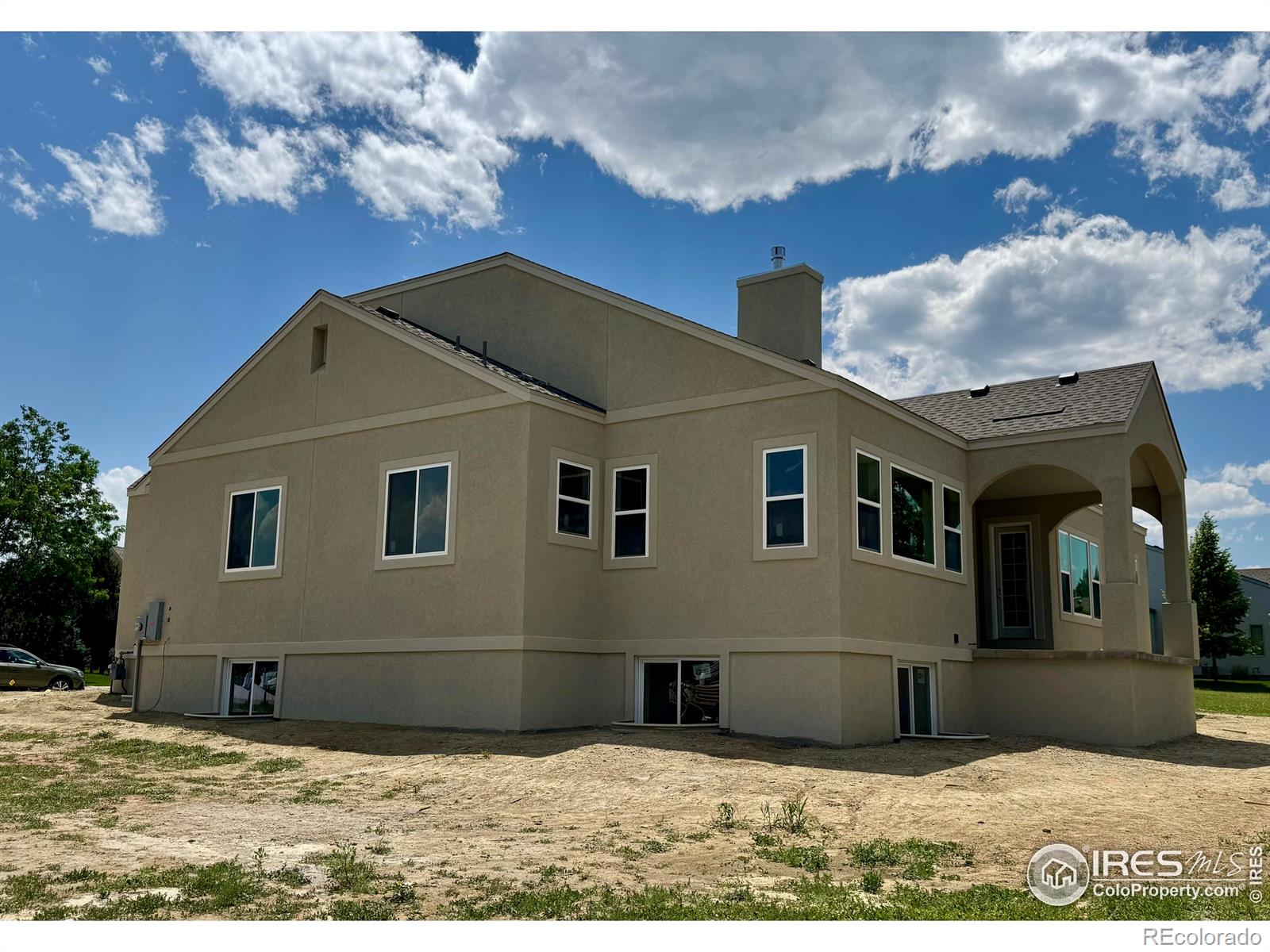 1156 Bordeaux Drive
