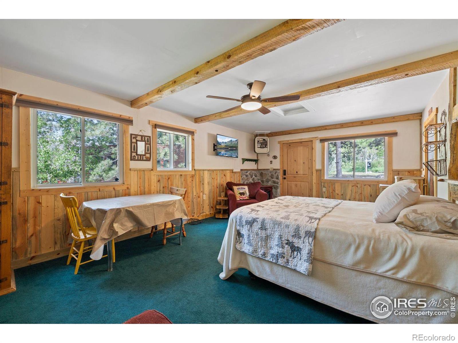 428 Rustic Road