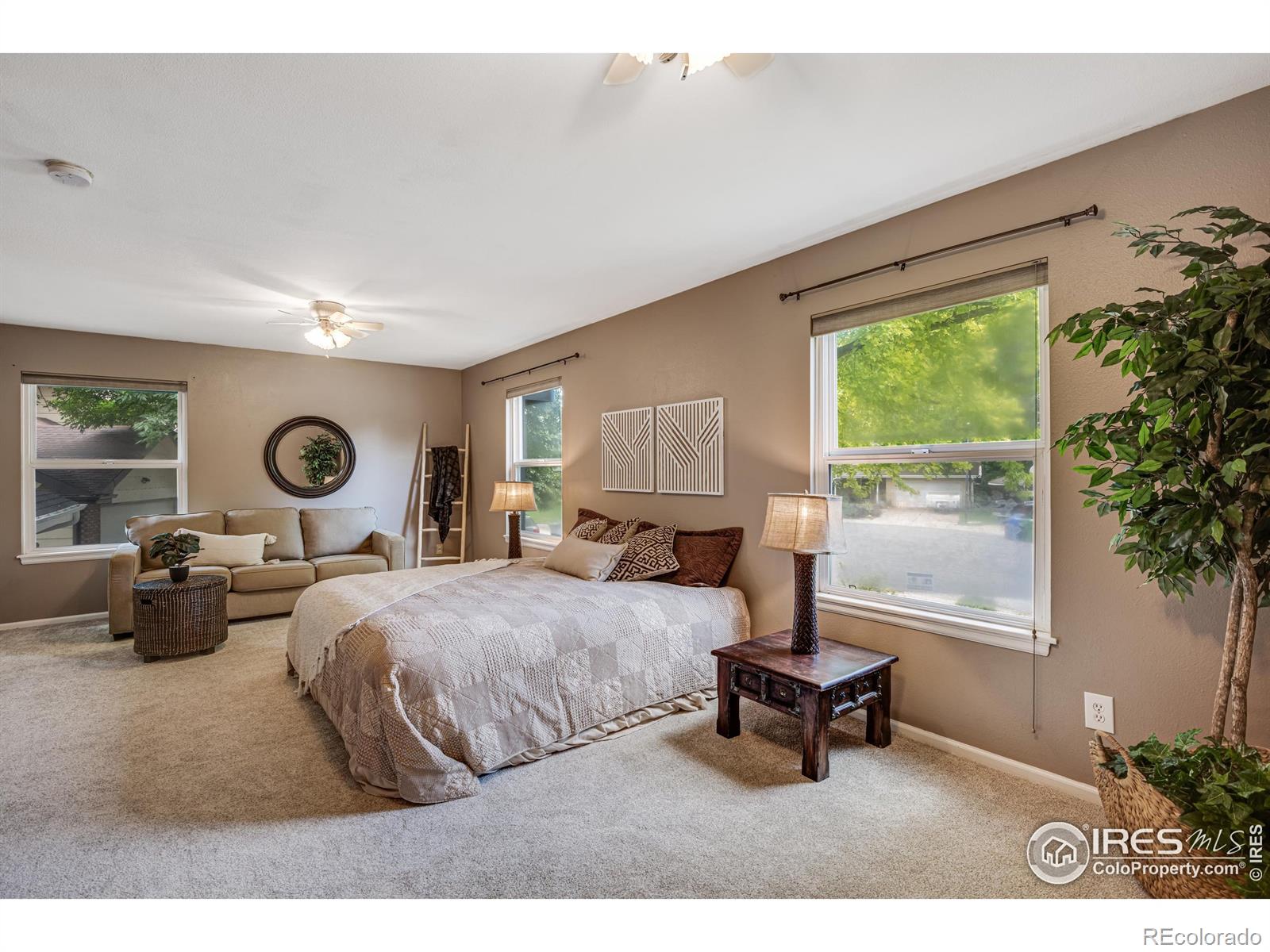 2213 Hiawatha Court