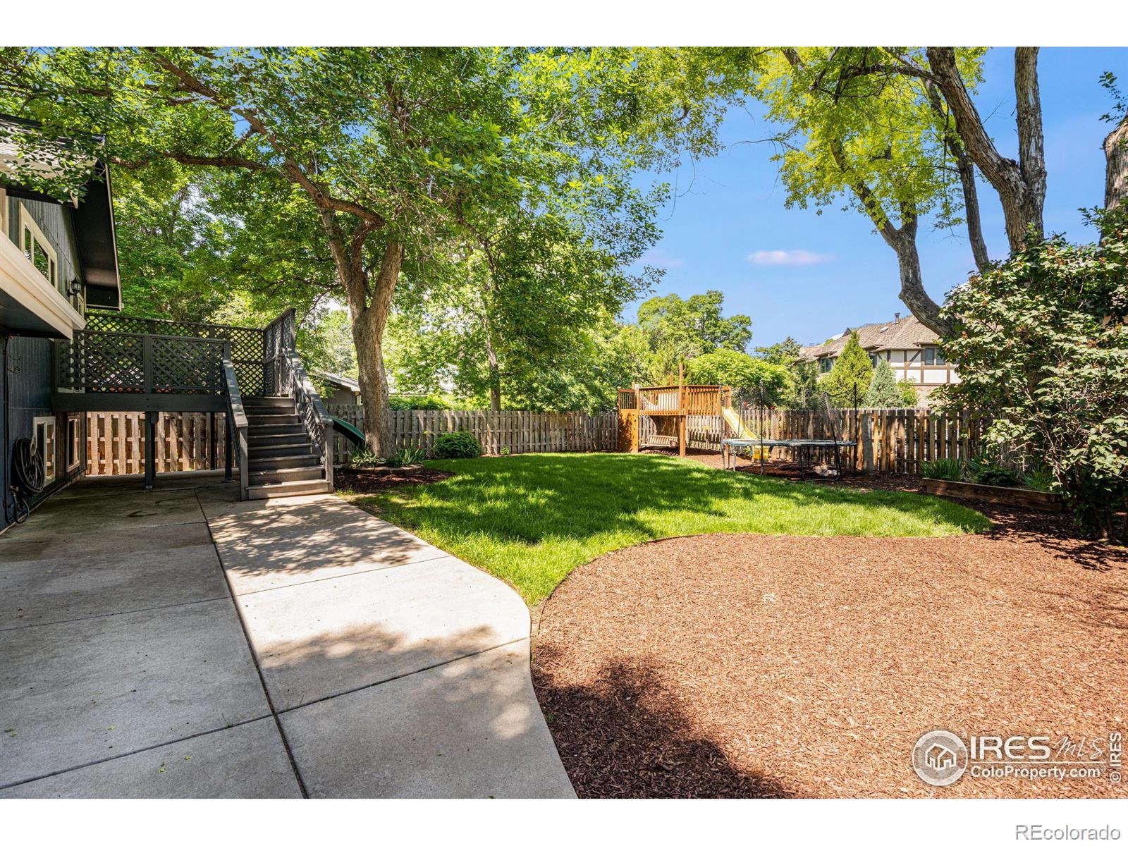2213 Hiawatha Court