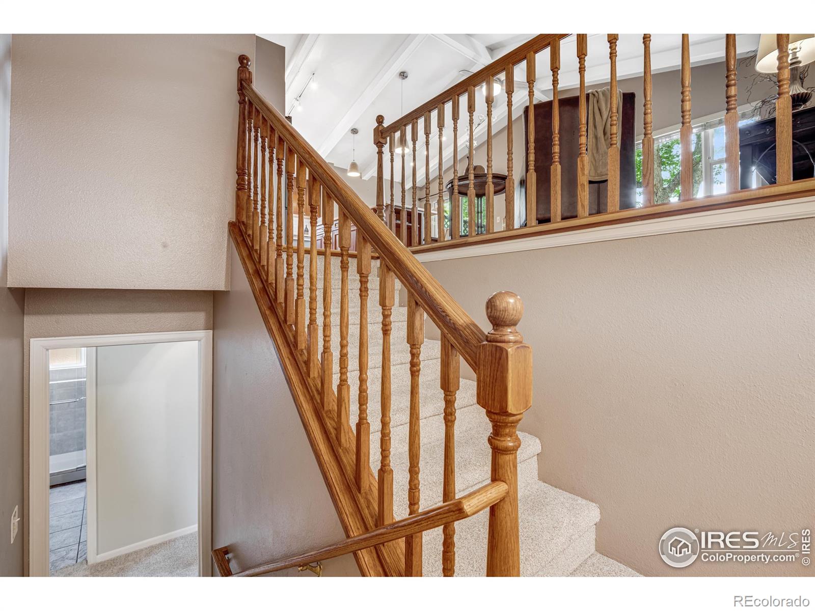 2213 Hiawatha Court