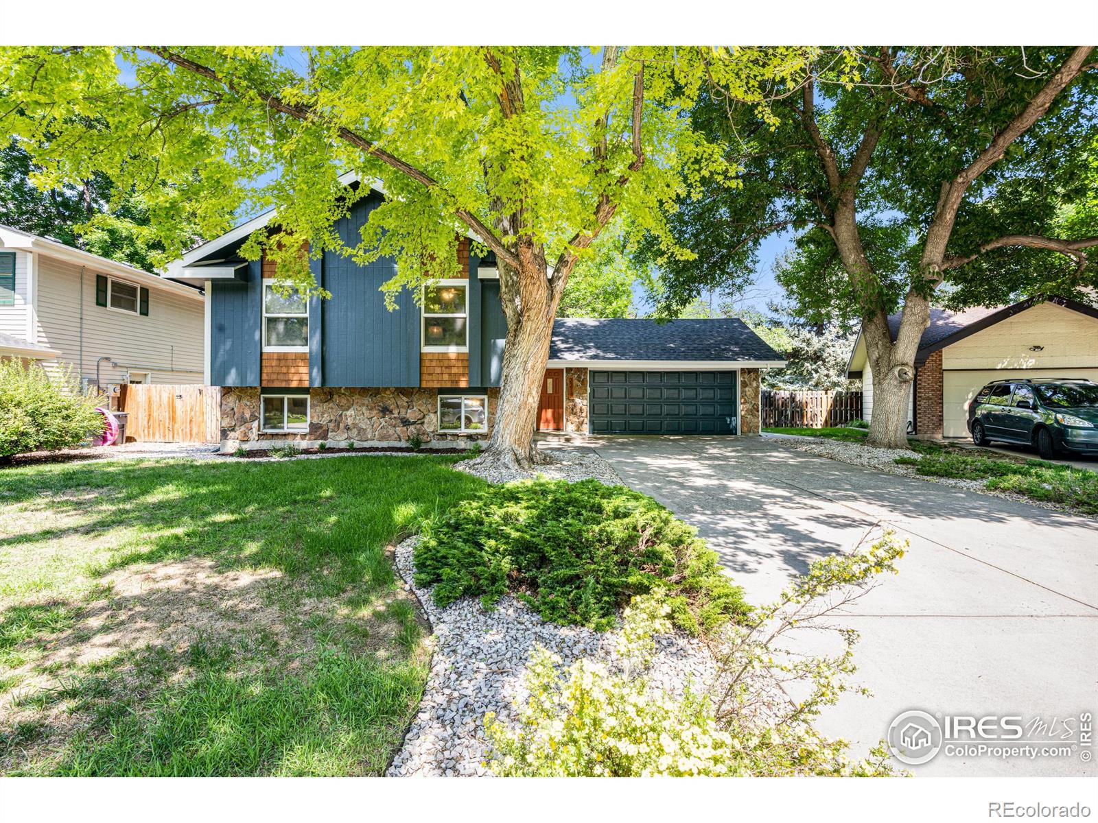 2213 Hiawatha Court