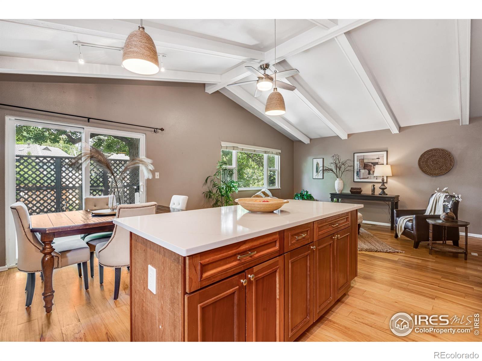 2213 Hiawatha Court