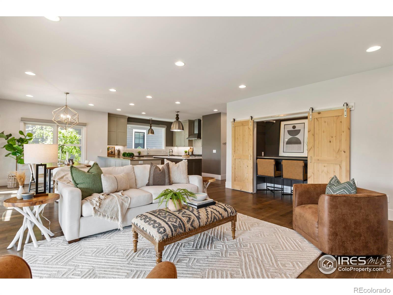 717 Peregoy Farms Way