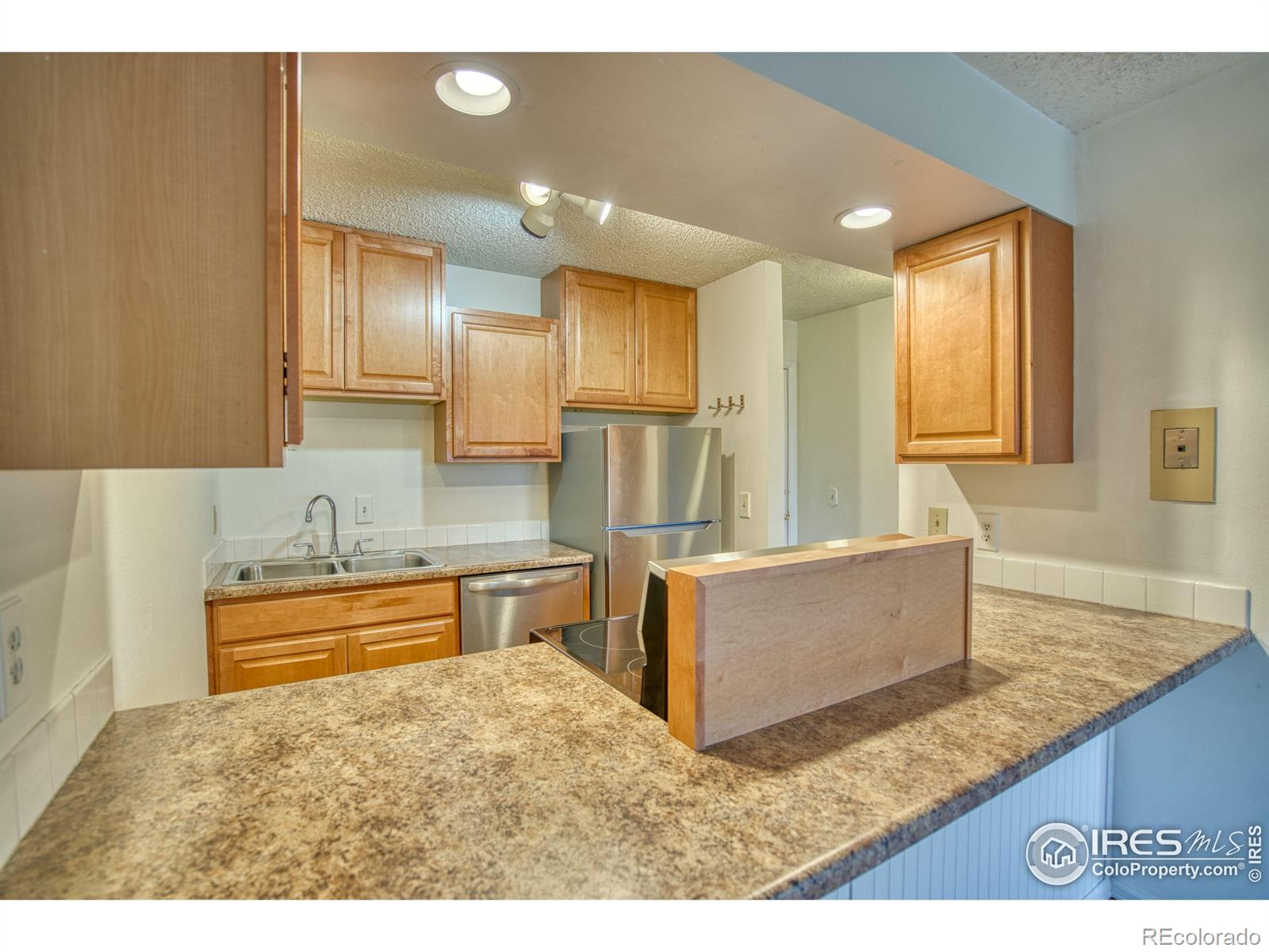 2707 Valmont Road Unit: 304
