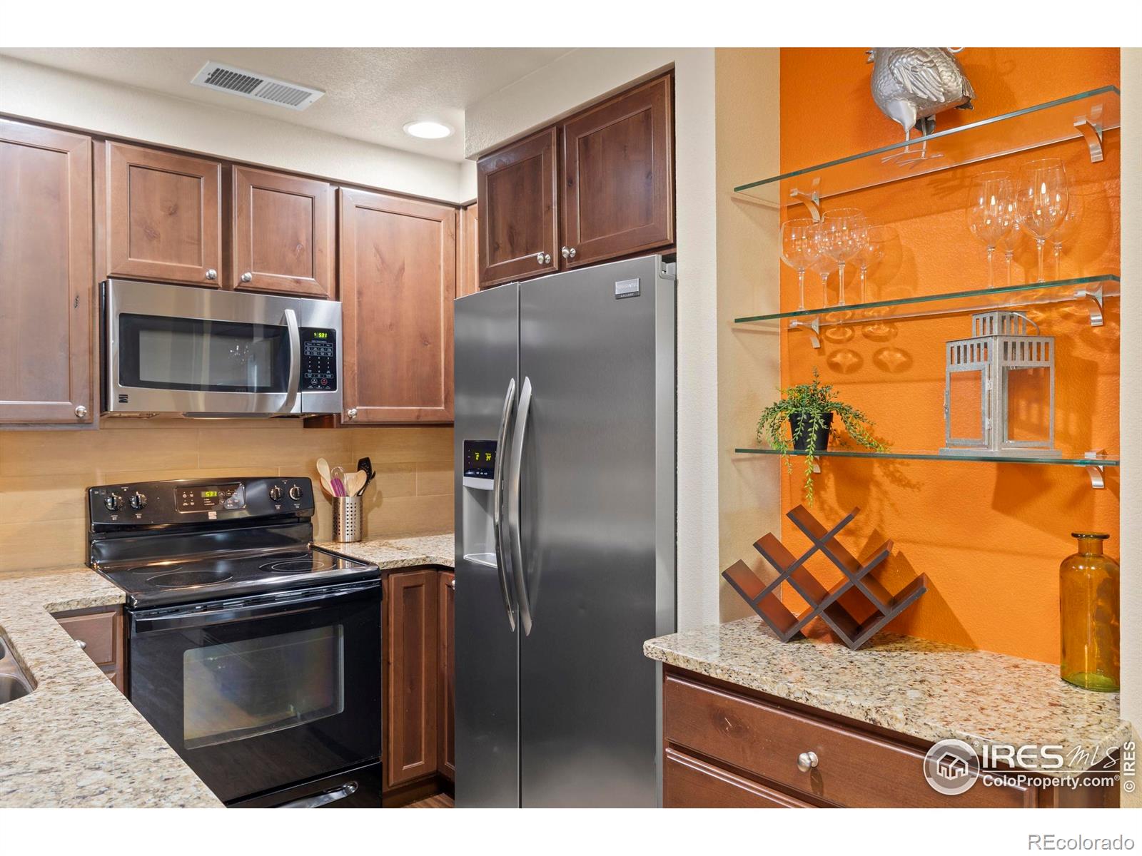 220 Willow Street Unit: 302