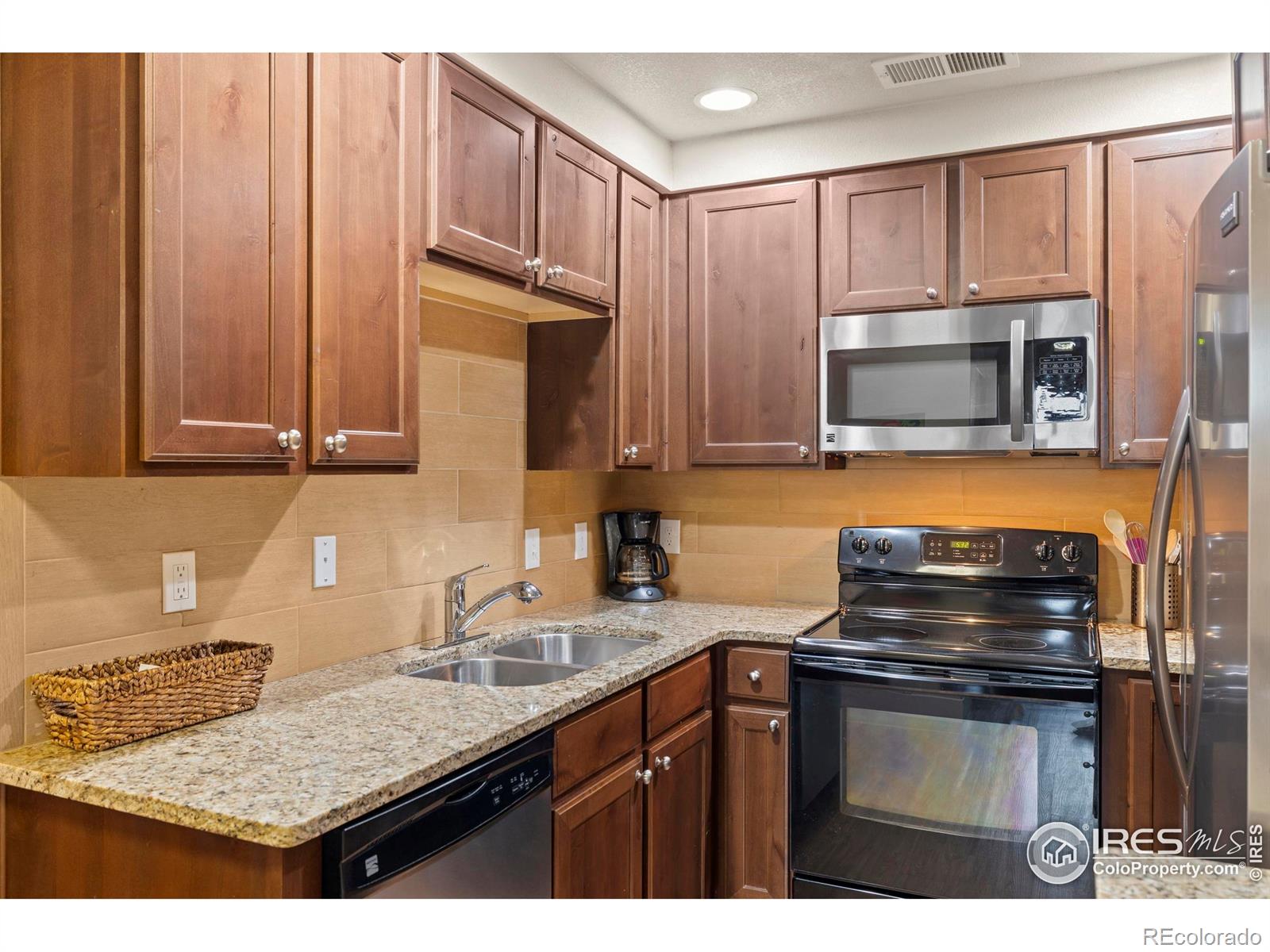 220 Willow Street Unit: 302
