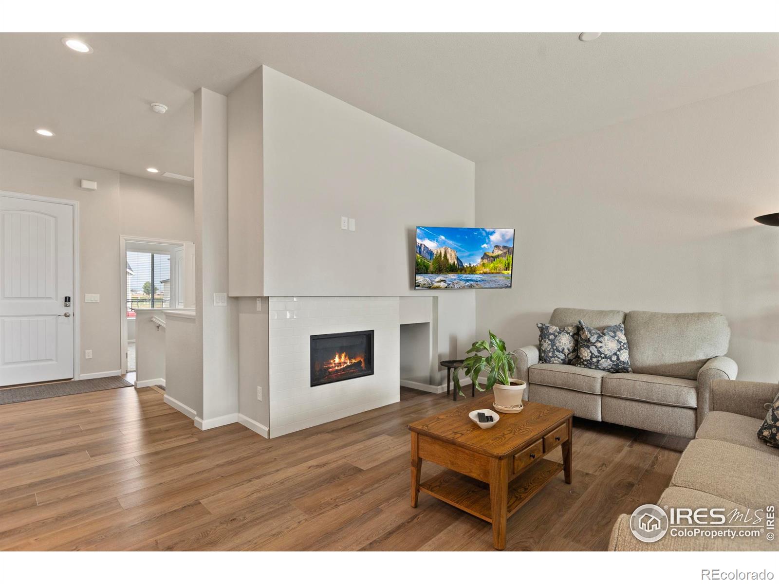 1226 105th Ave Ct