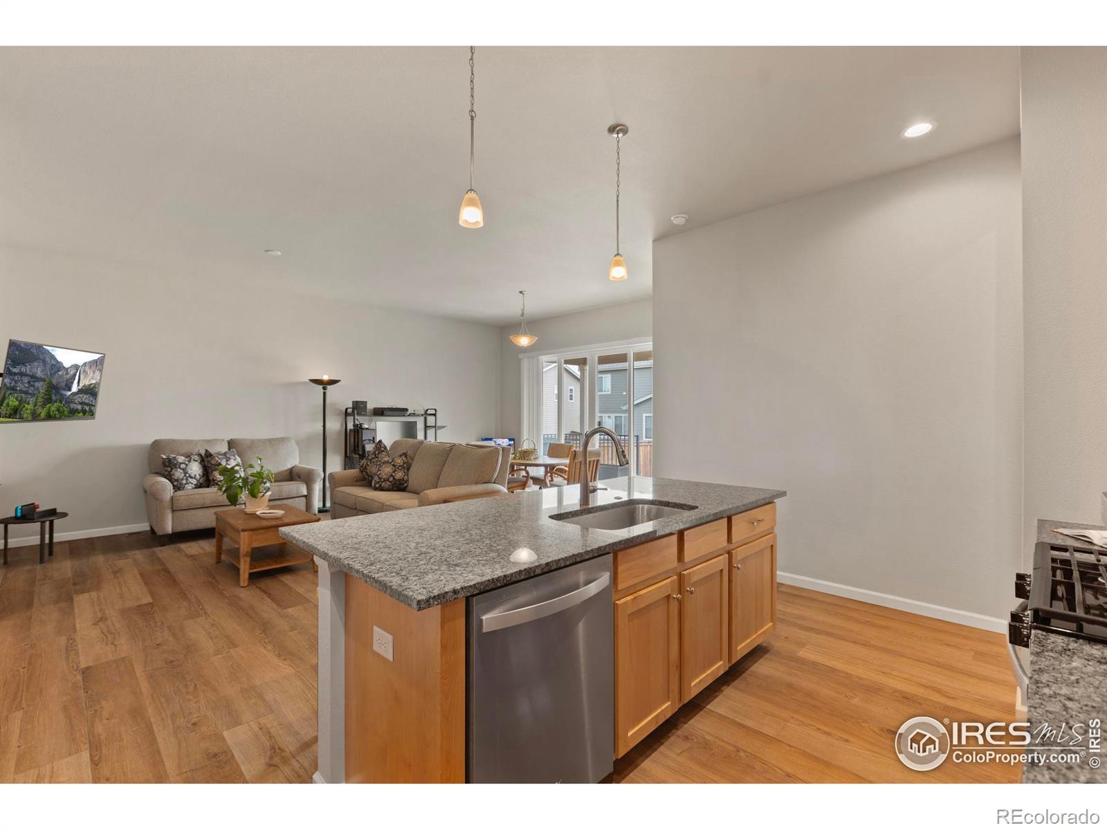 1226 105th Ave Ct