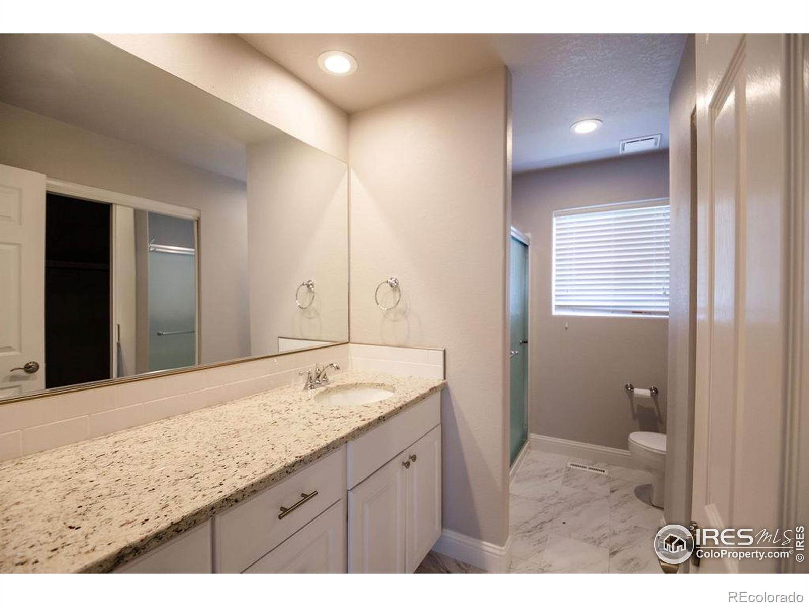 2032 Glenmoor Drive