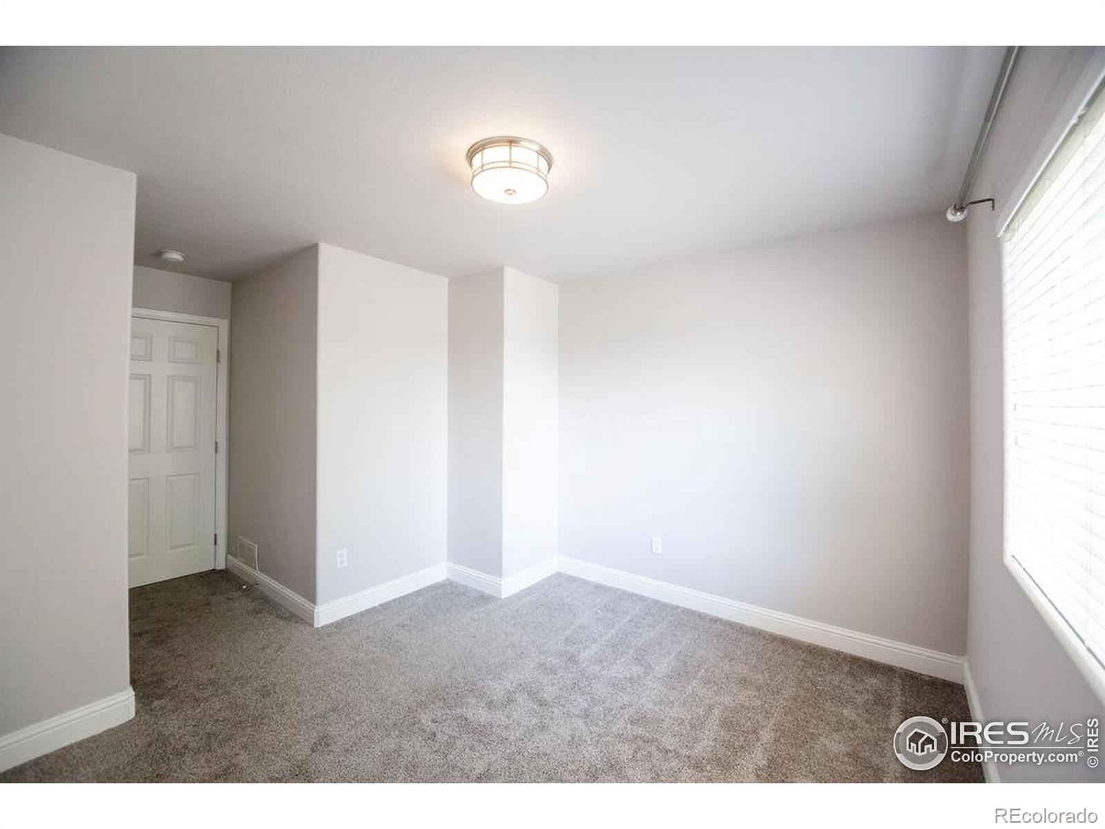 2032 Glenmoor Drive