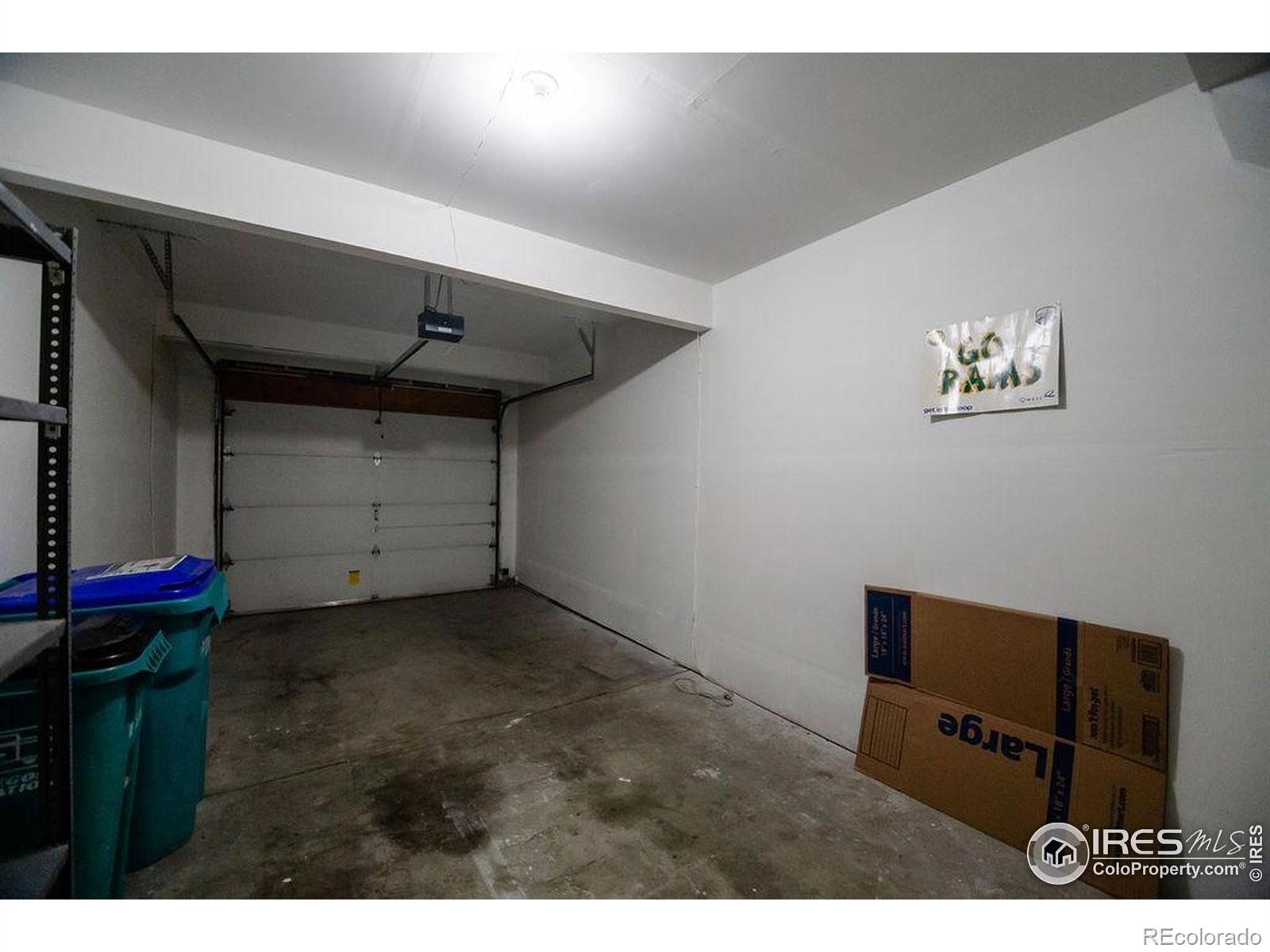 2032 Glenmoor Drive