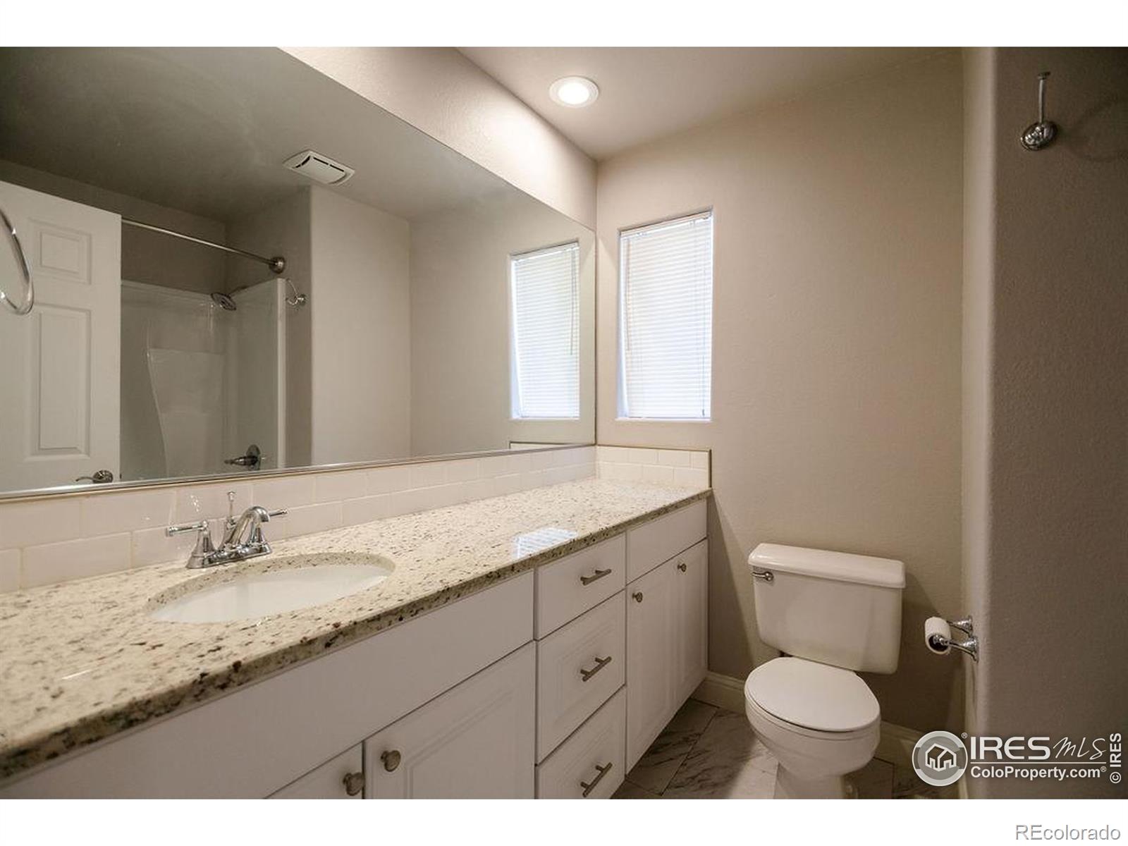 2032 Glenmoor Drive
