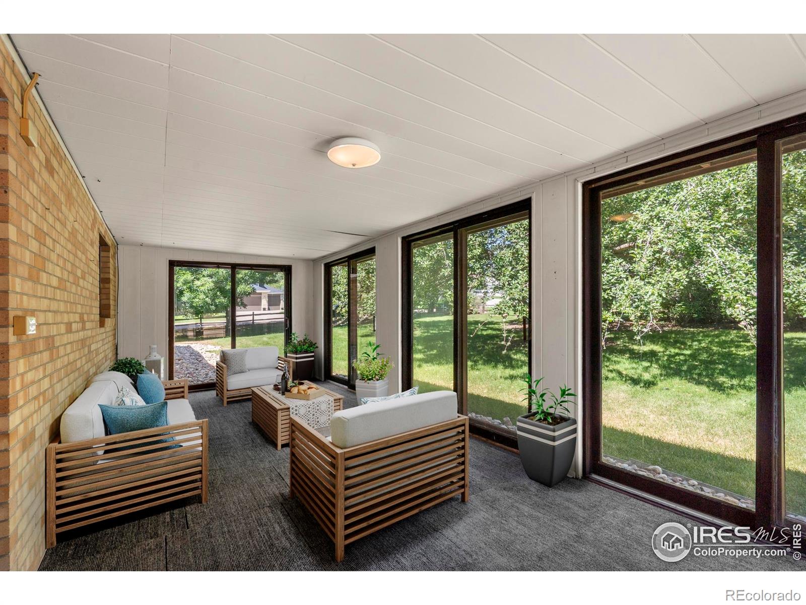 1132 Country Club Road