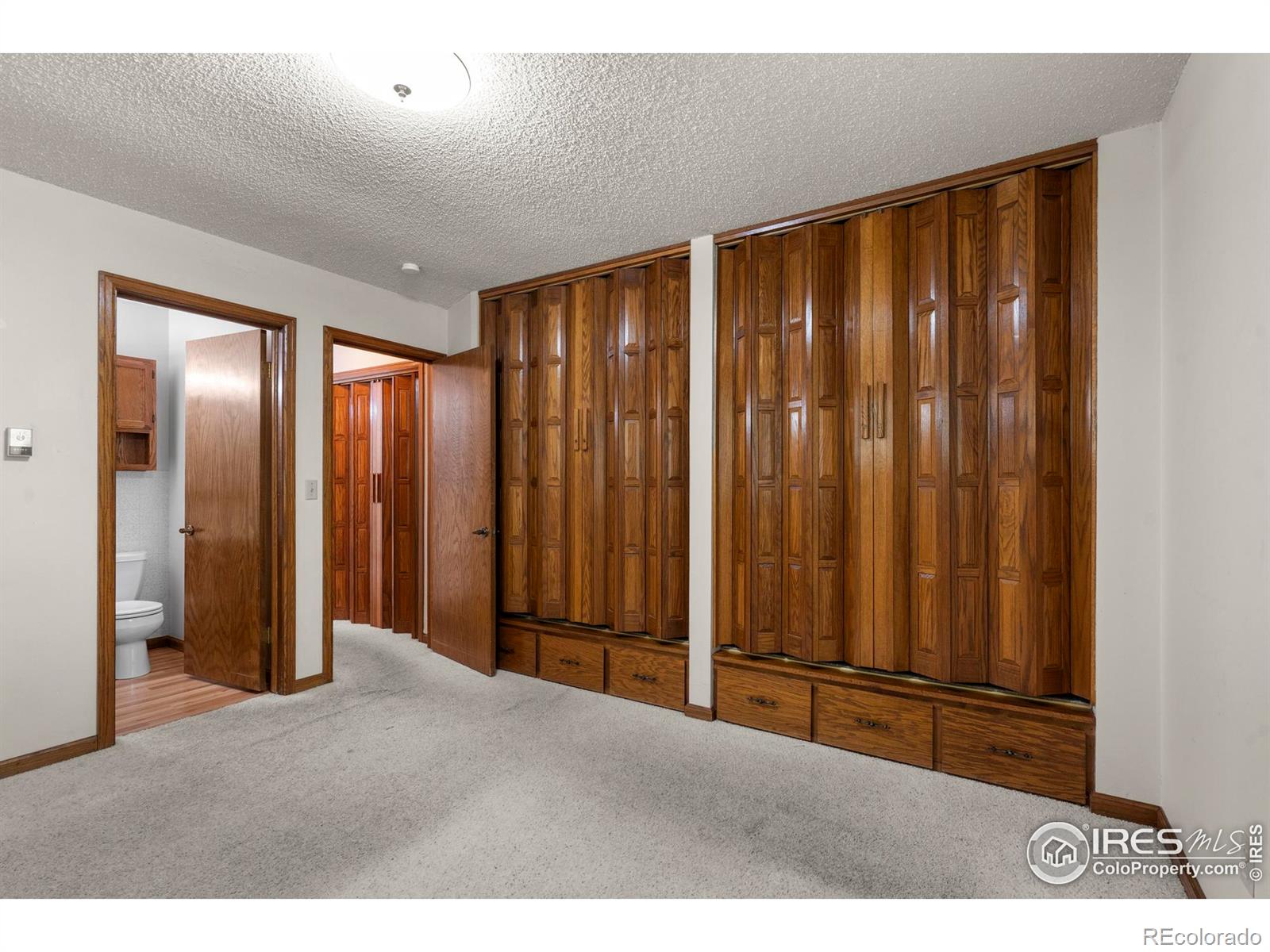 1132 Country Club Road