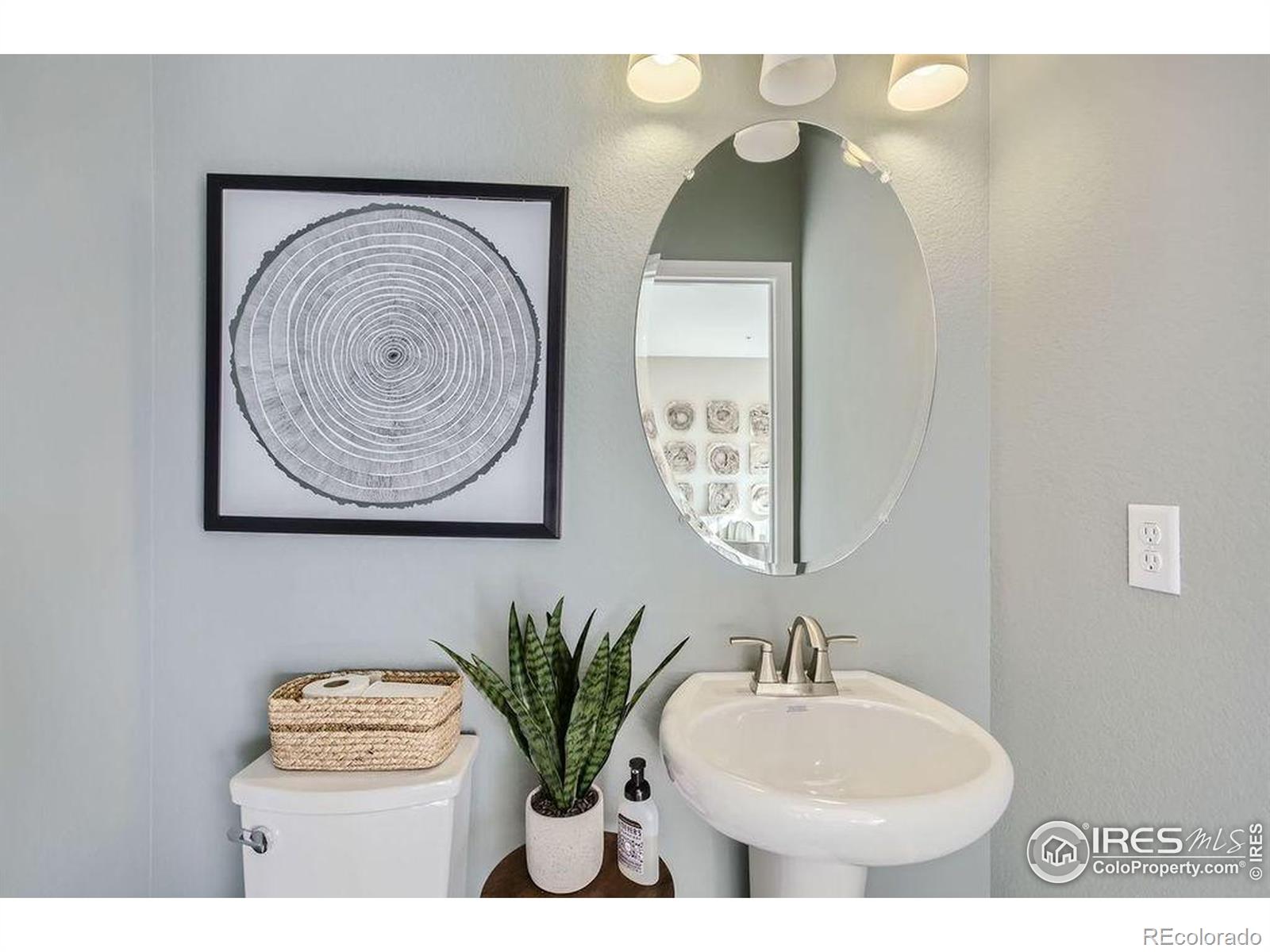 919 Schlagel Street Unit: 1