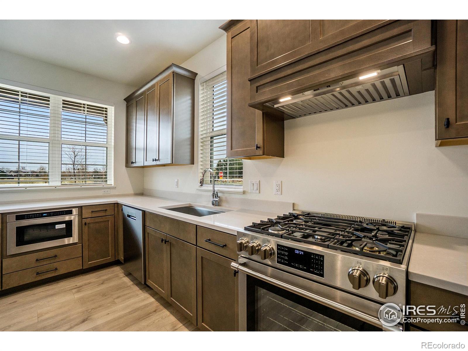 3045 E Trilby Road Unit: B-10