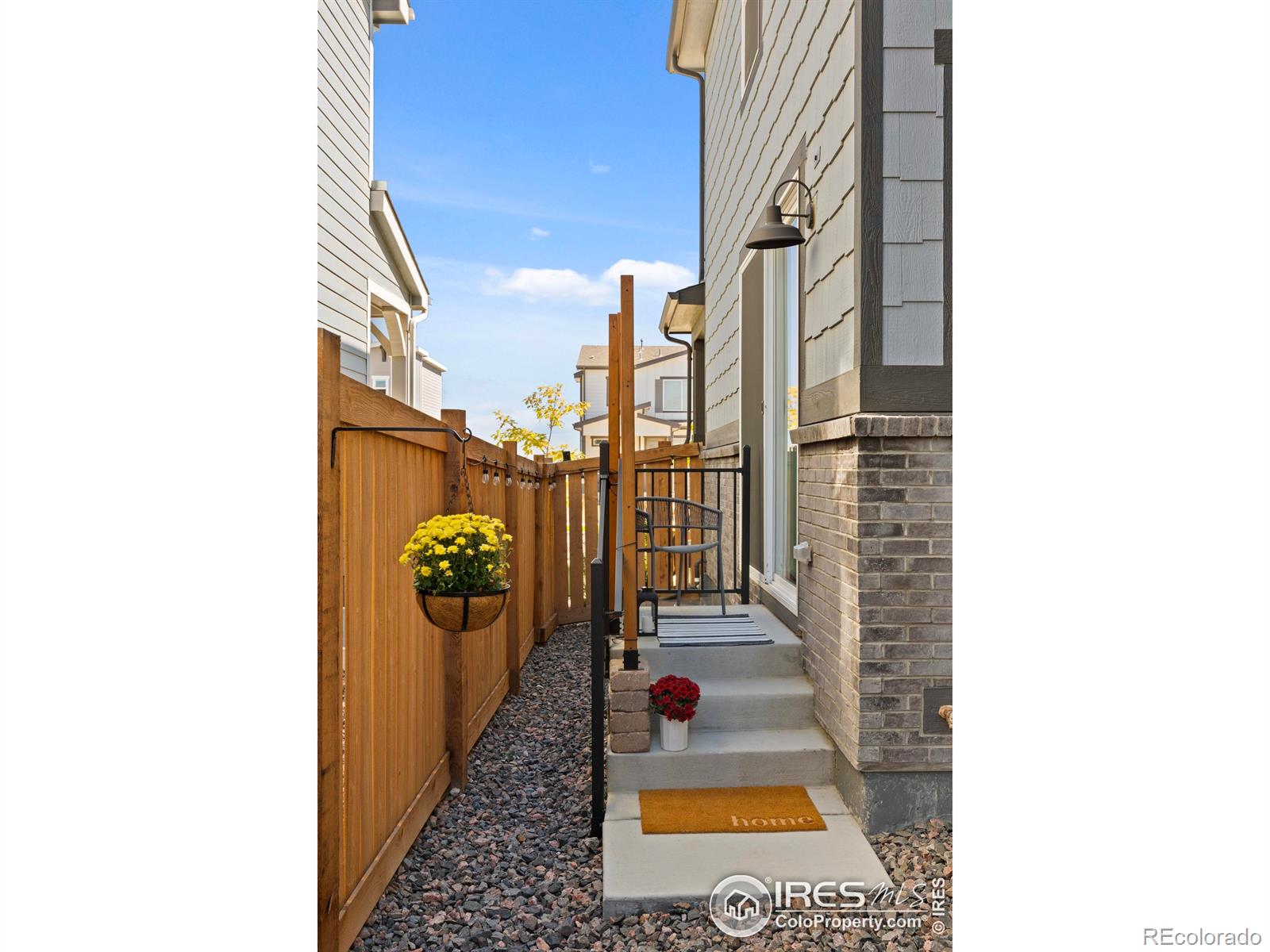 239 E 4th Street