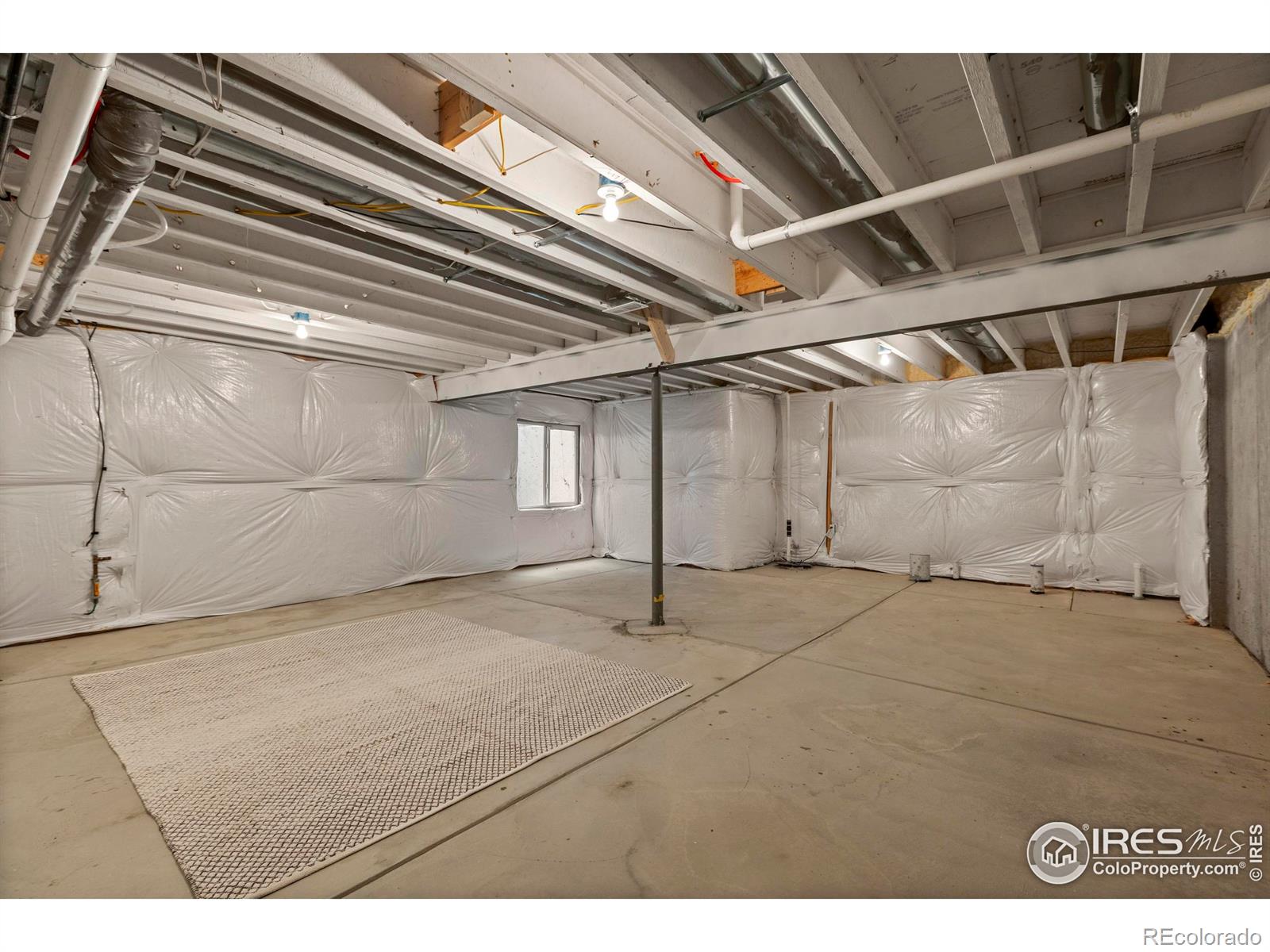 239 E 4th Street