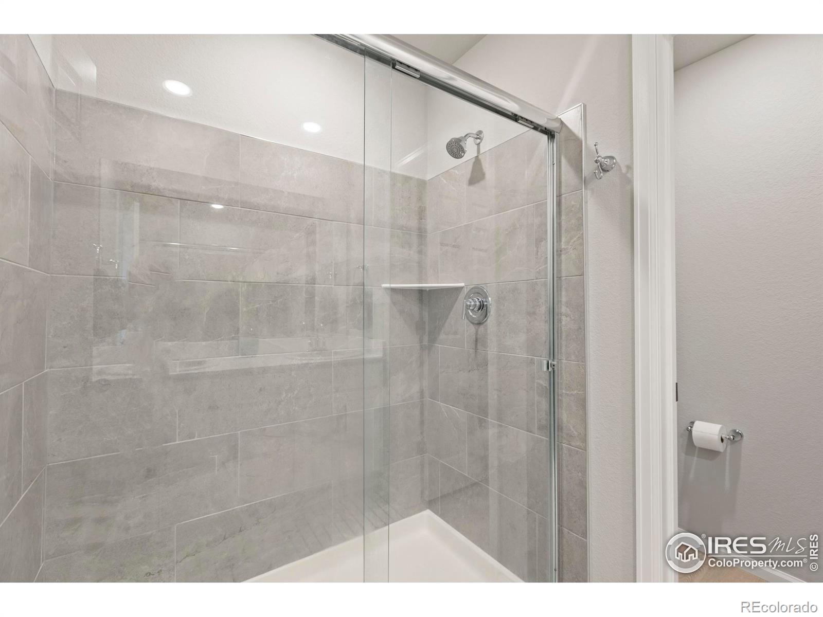 239 E 4th Street