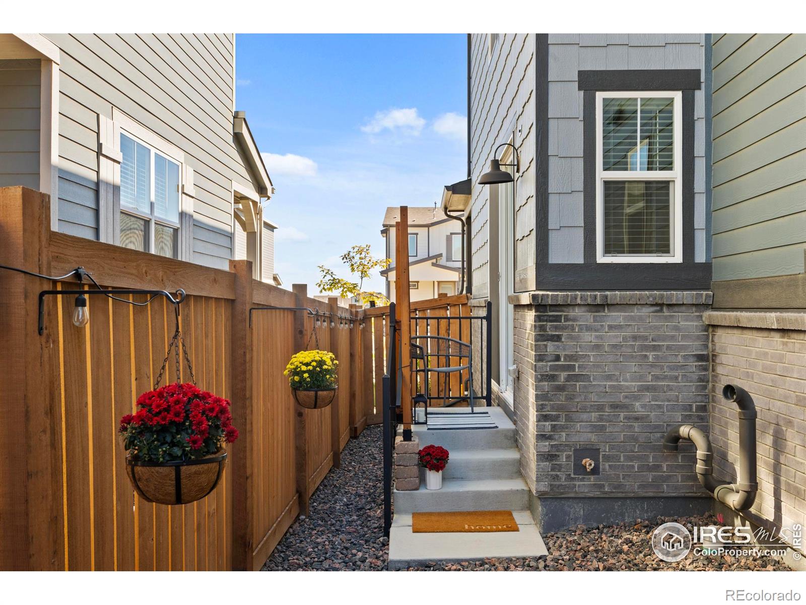 239 E 4th Street