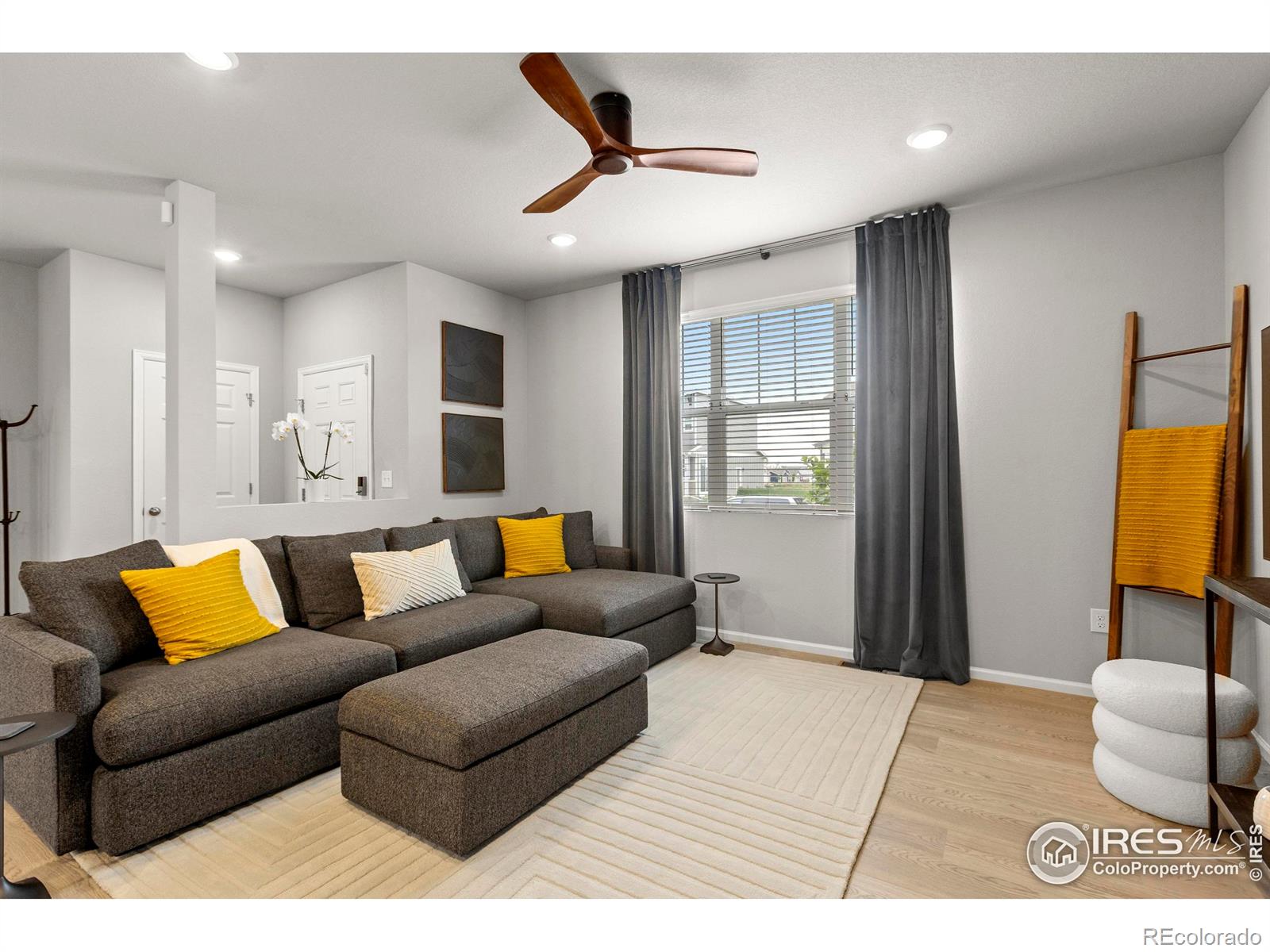 239 E 4th Street