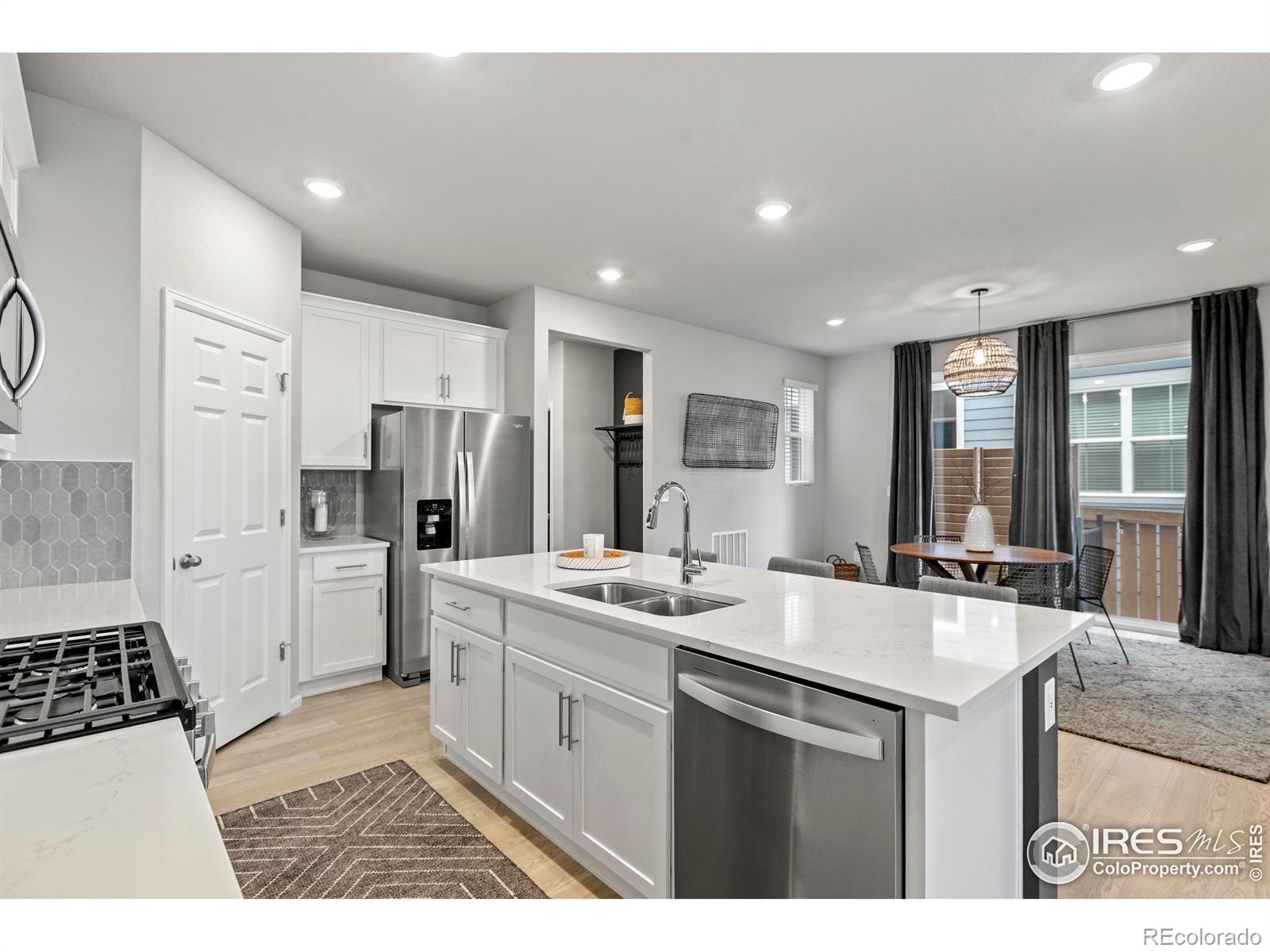 239 E 4th Street