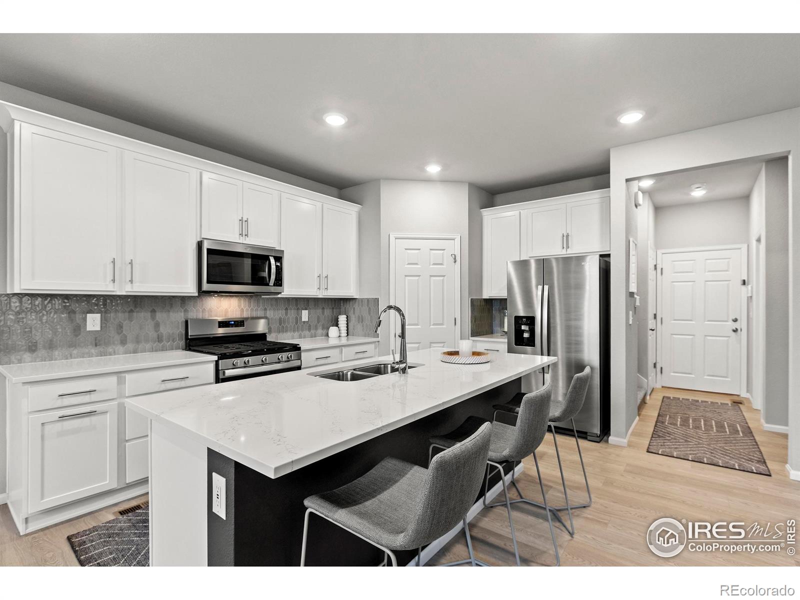 239 E 4th Street