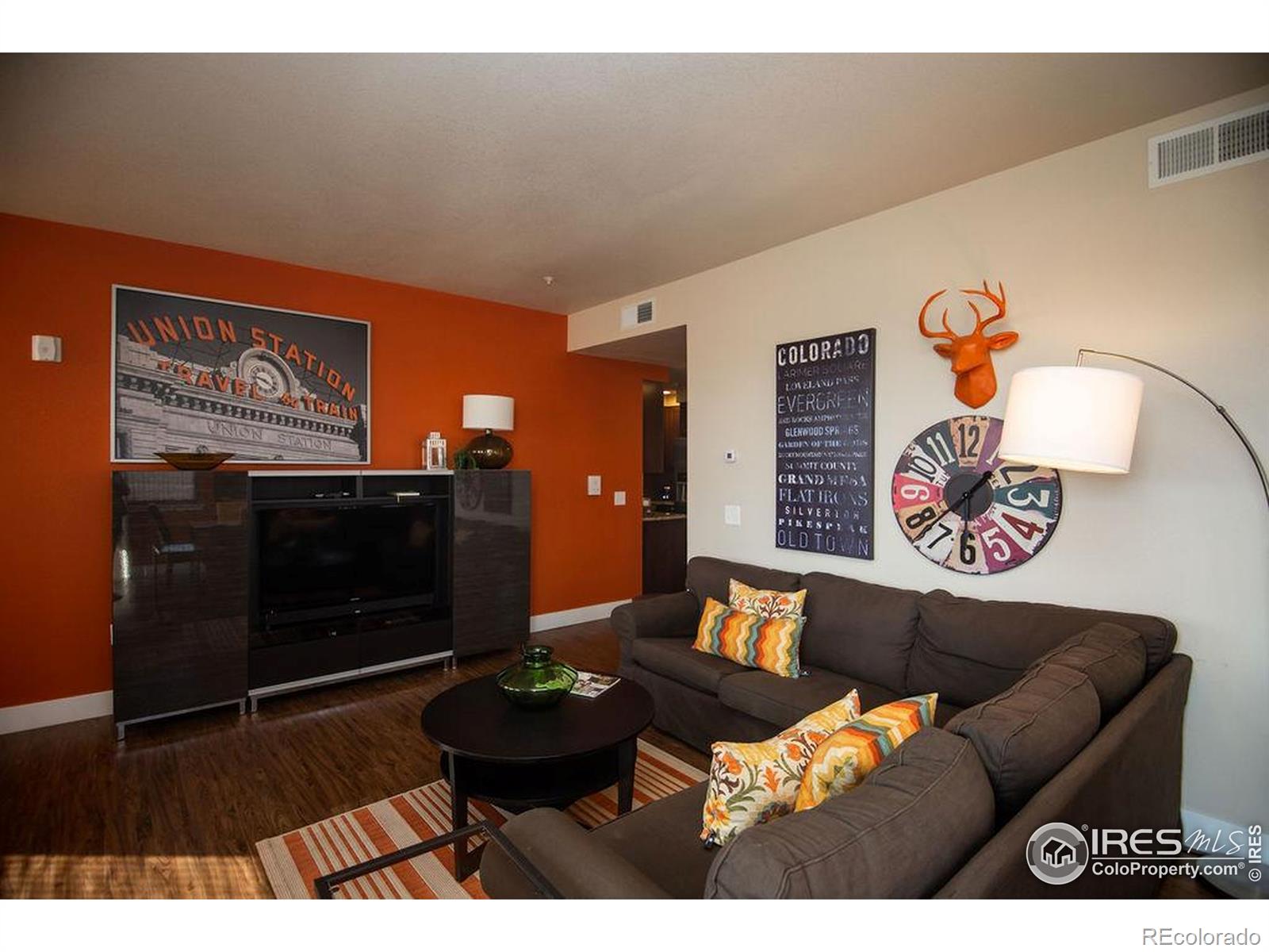 220 Willow Street Unit: 202