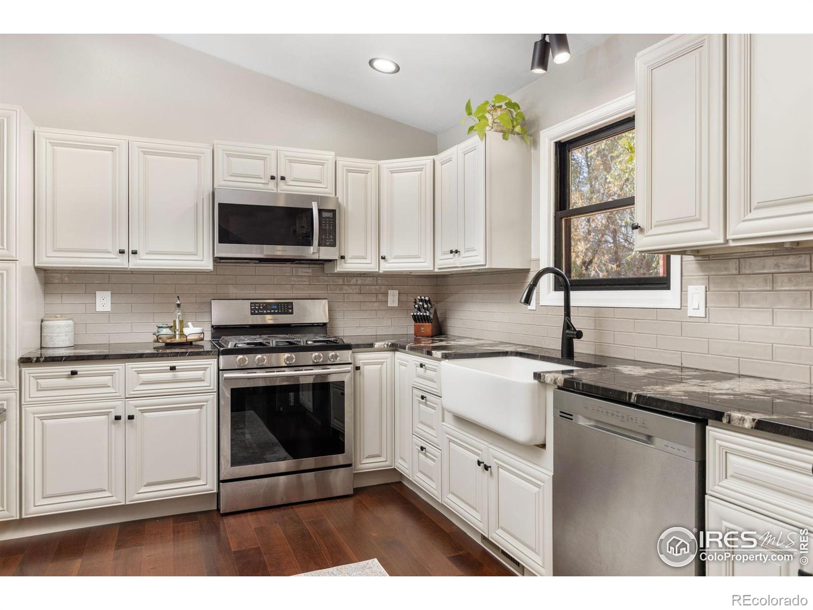 2901 Eindborough Drive