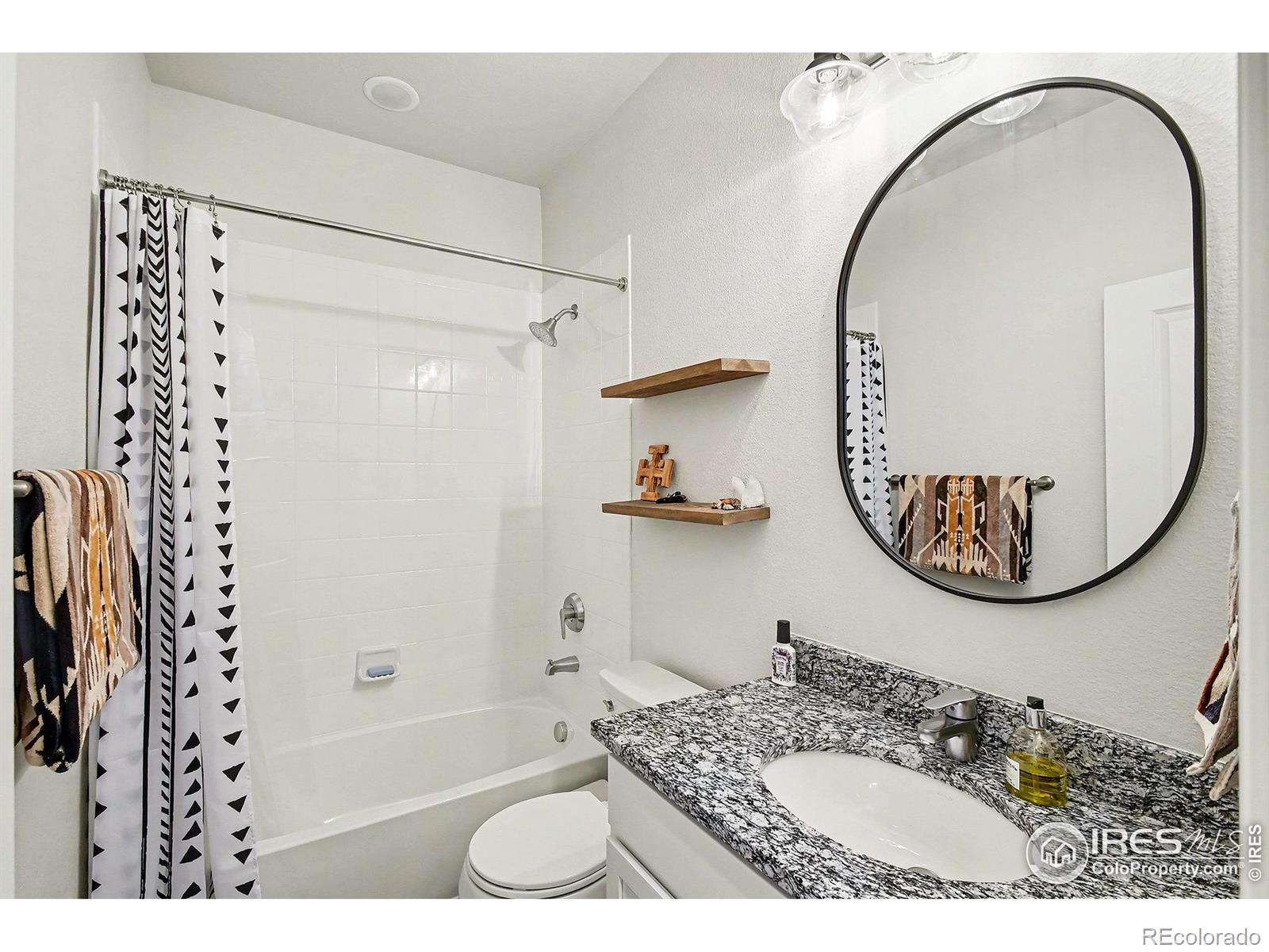 5910 Rendezvous Parkway