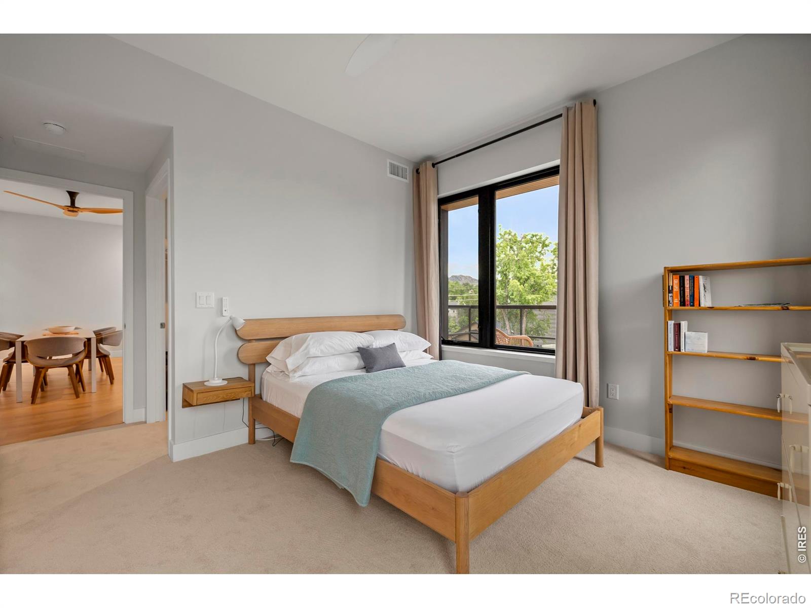 2718 Pine Street Unit: 301