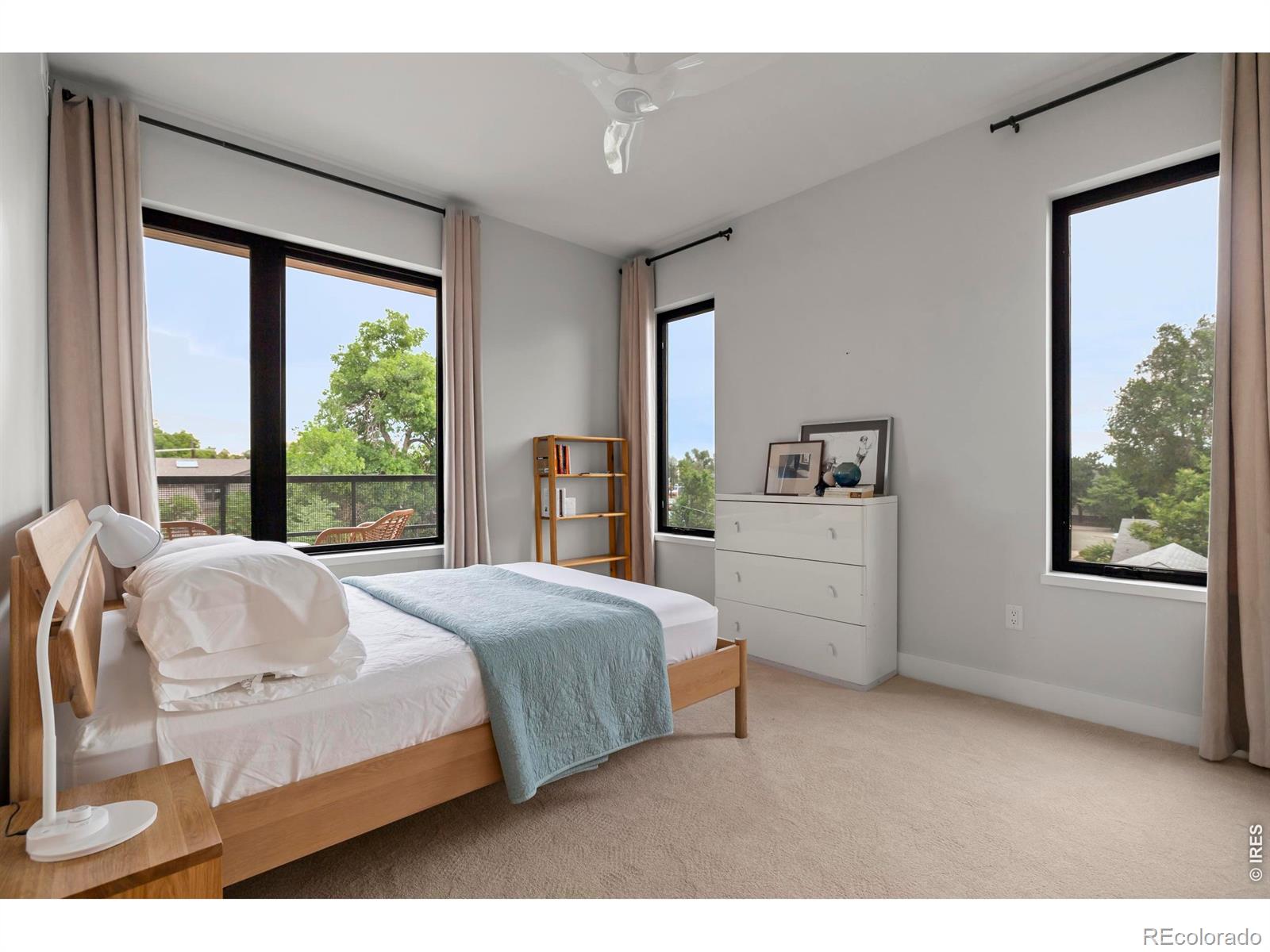 2718 Pine Street Unit: 301