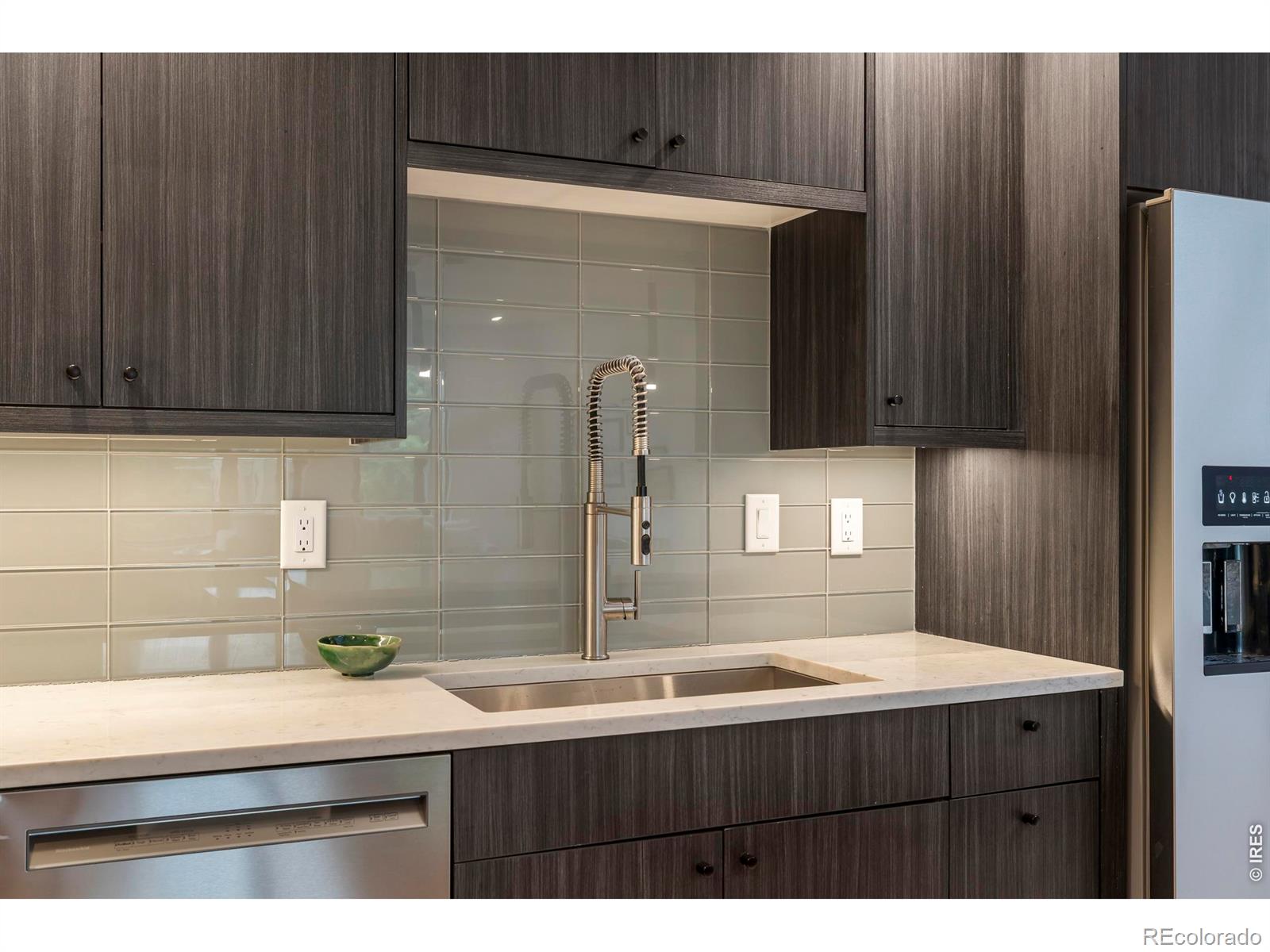 2718 Pine Street Unit: 301