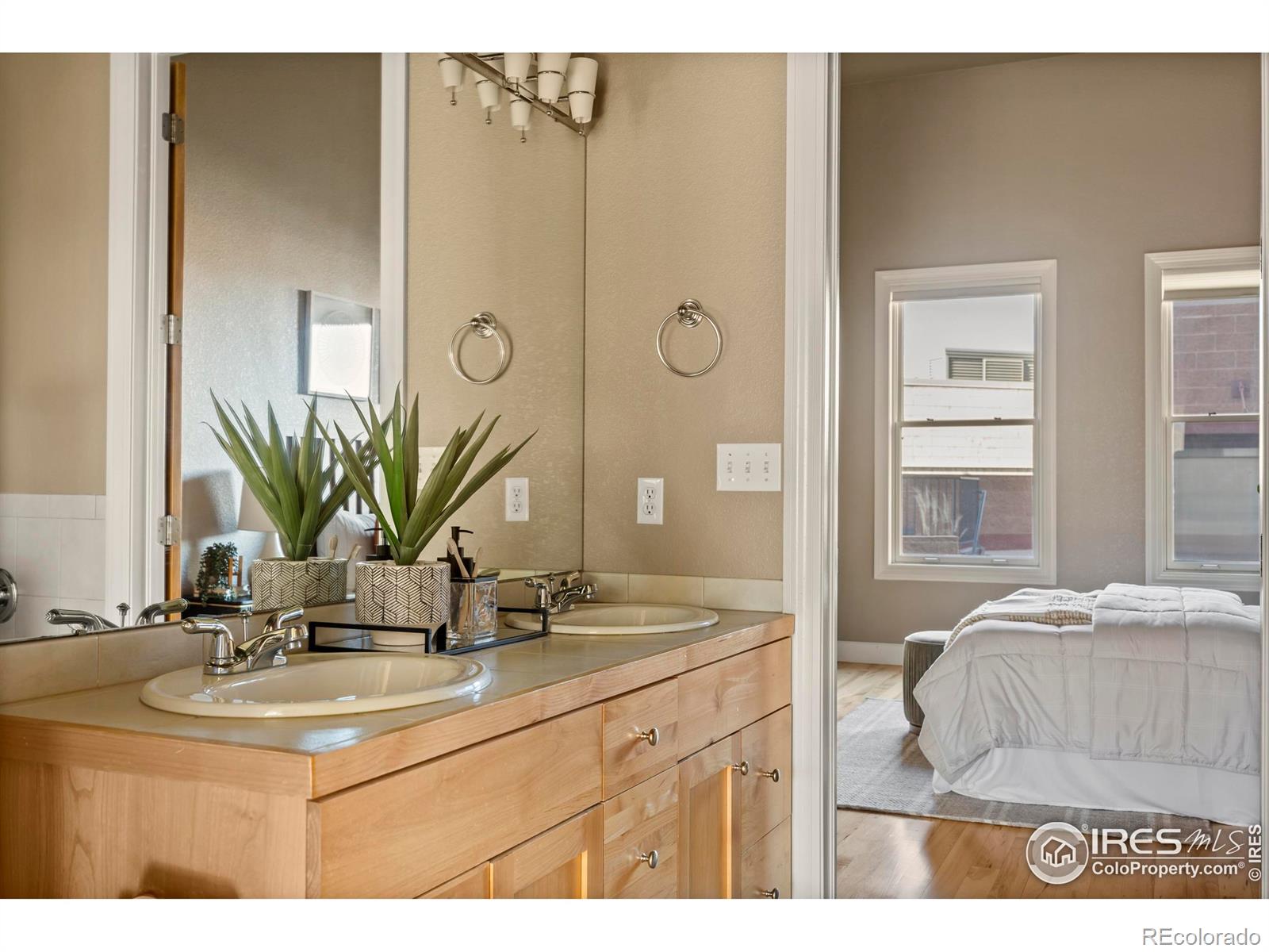 261 Pine Street Unit: 102