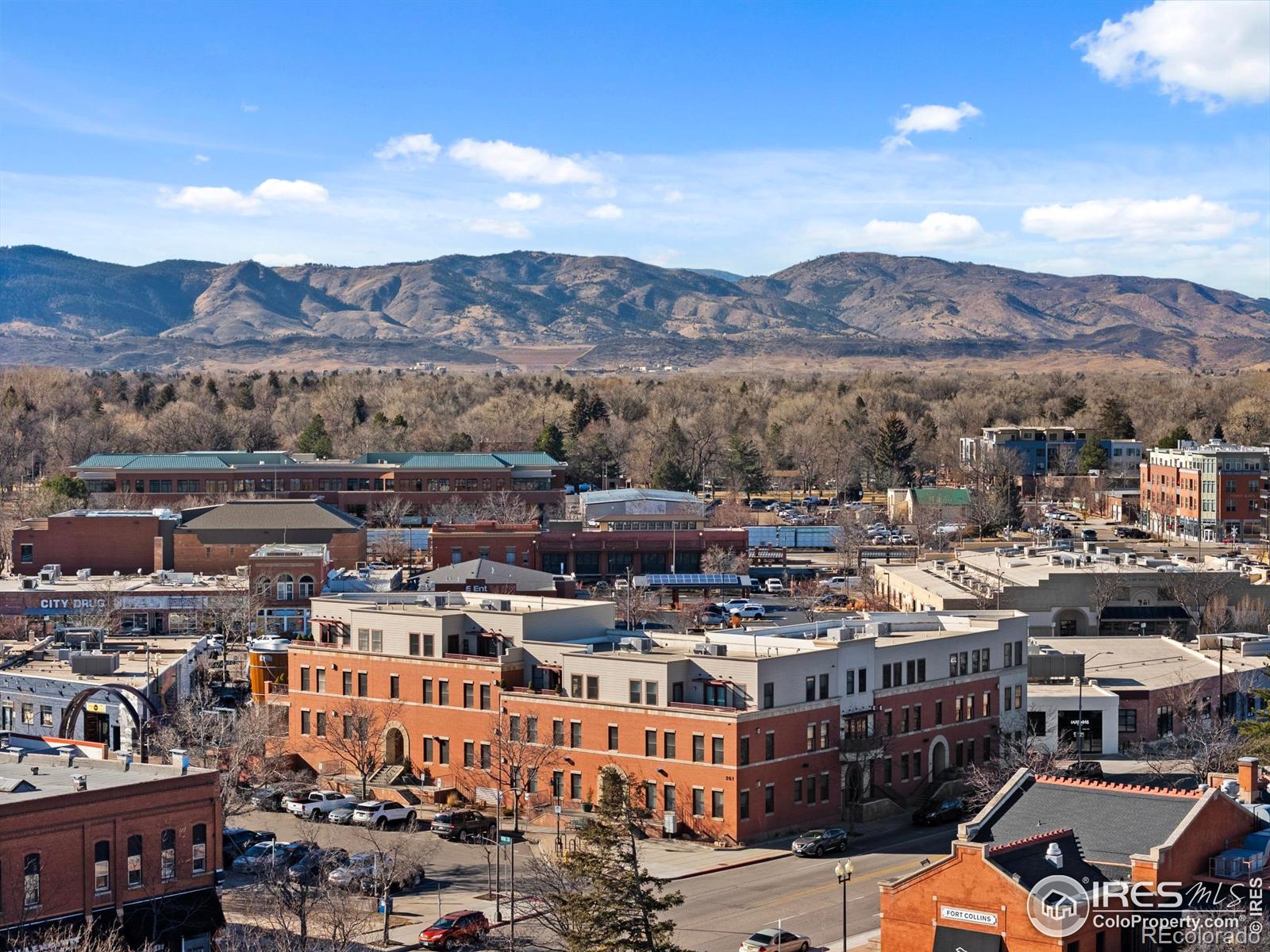 261 Pine Street Unit: 102