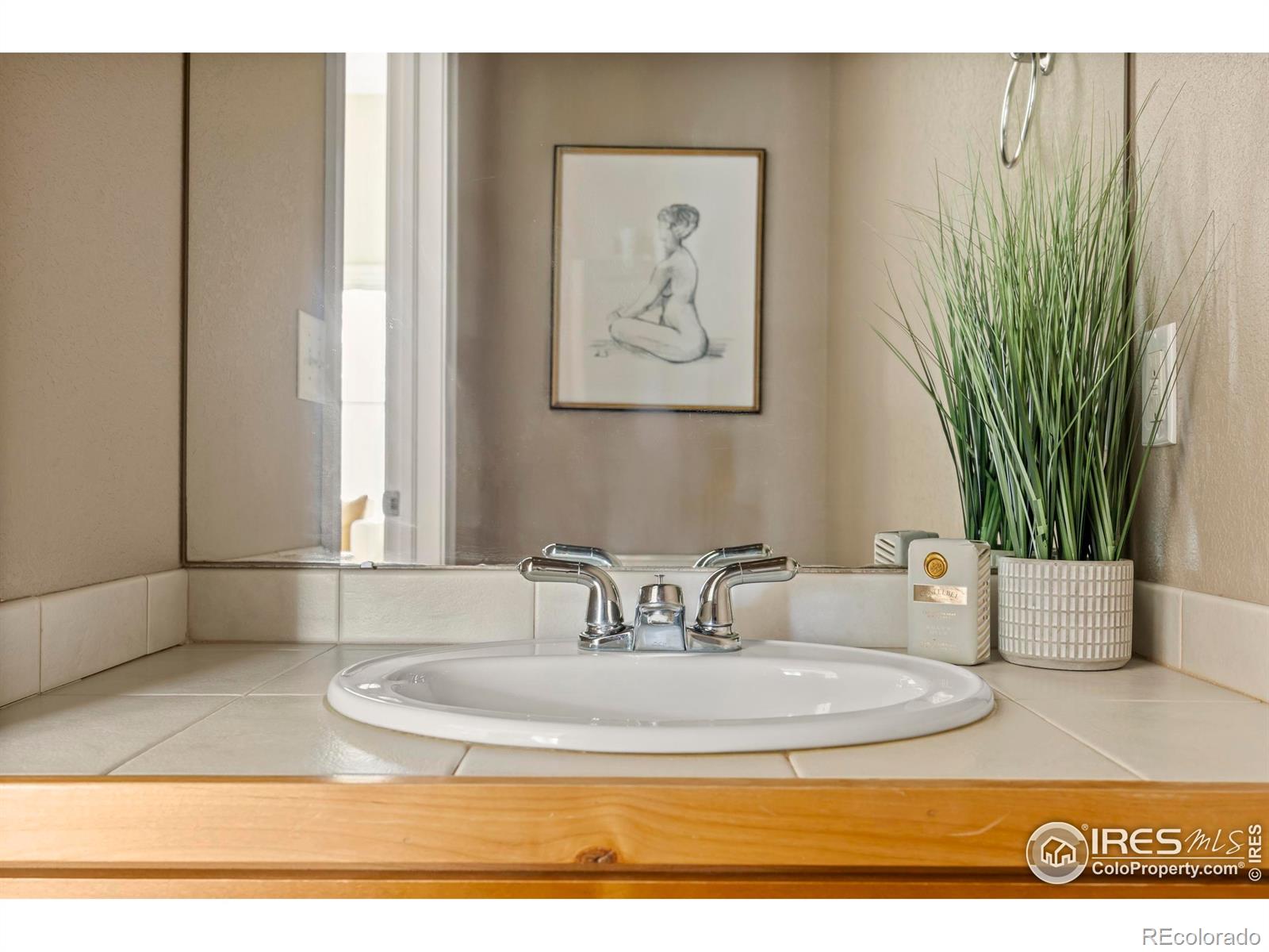 261 Pine Street Unit: 102