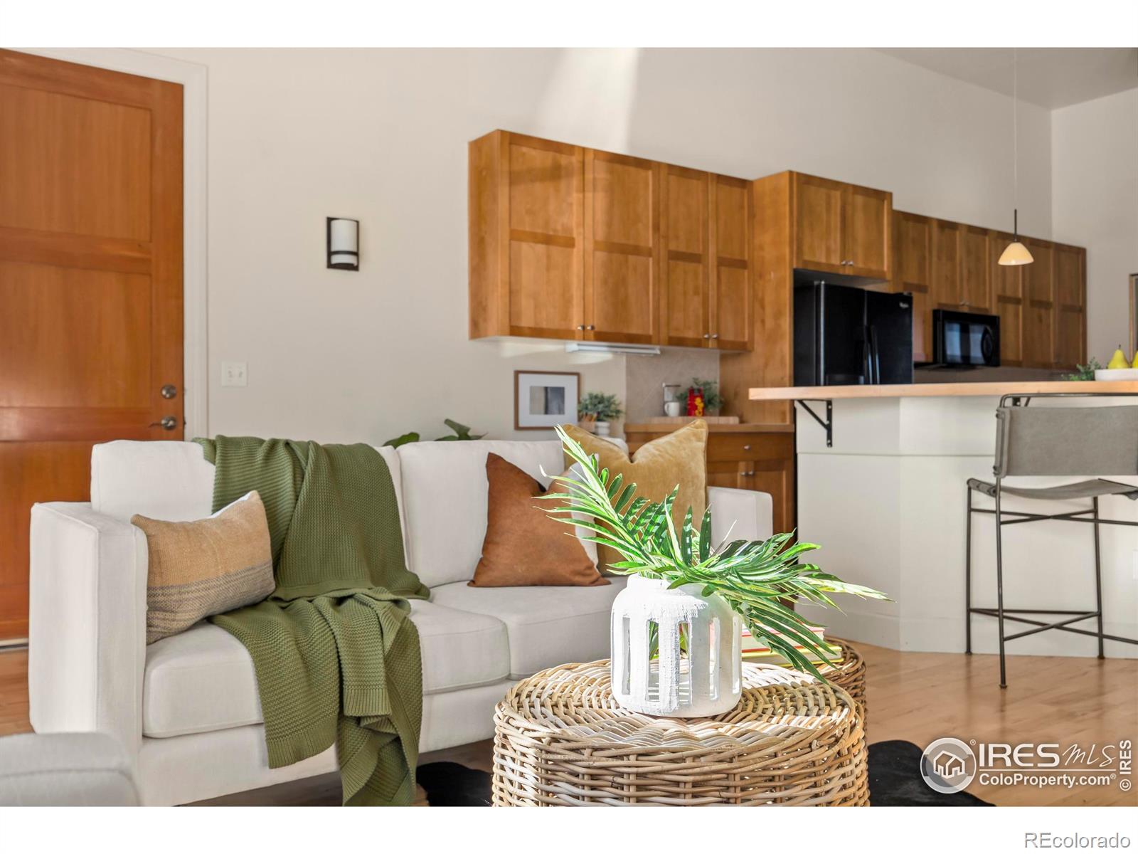 261 Pine Street Unit: 102