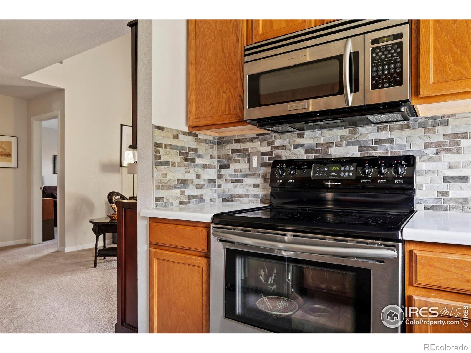 5225 White Willow Drive Unit: Q220