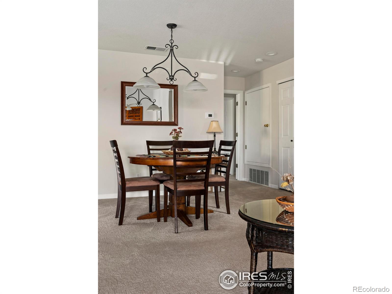 5225 White Willow Drive Unit: Q220