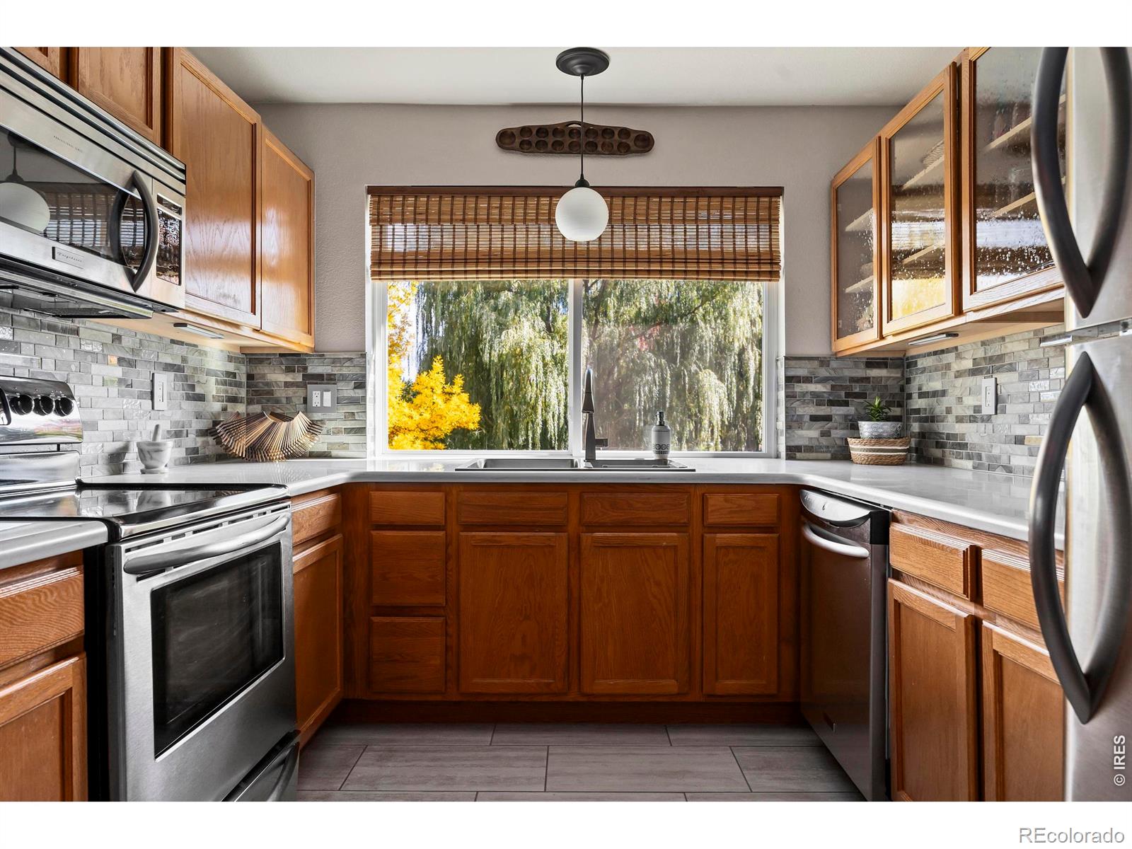 5225 White Willow Drive Unit: Q220