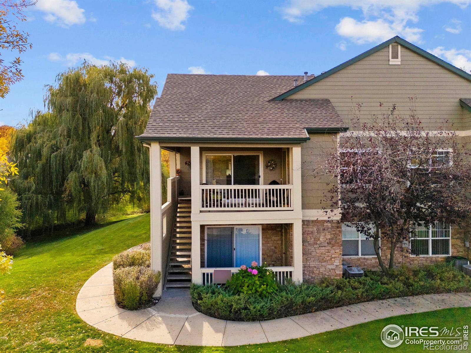 5225 White Willow Drive Unit: Q220