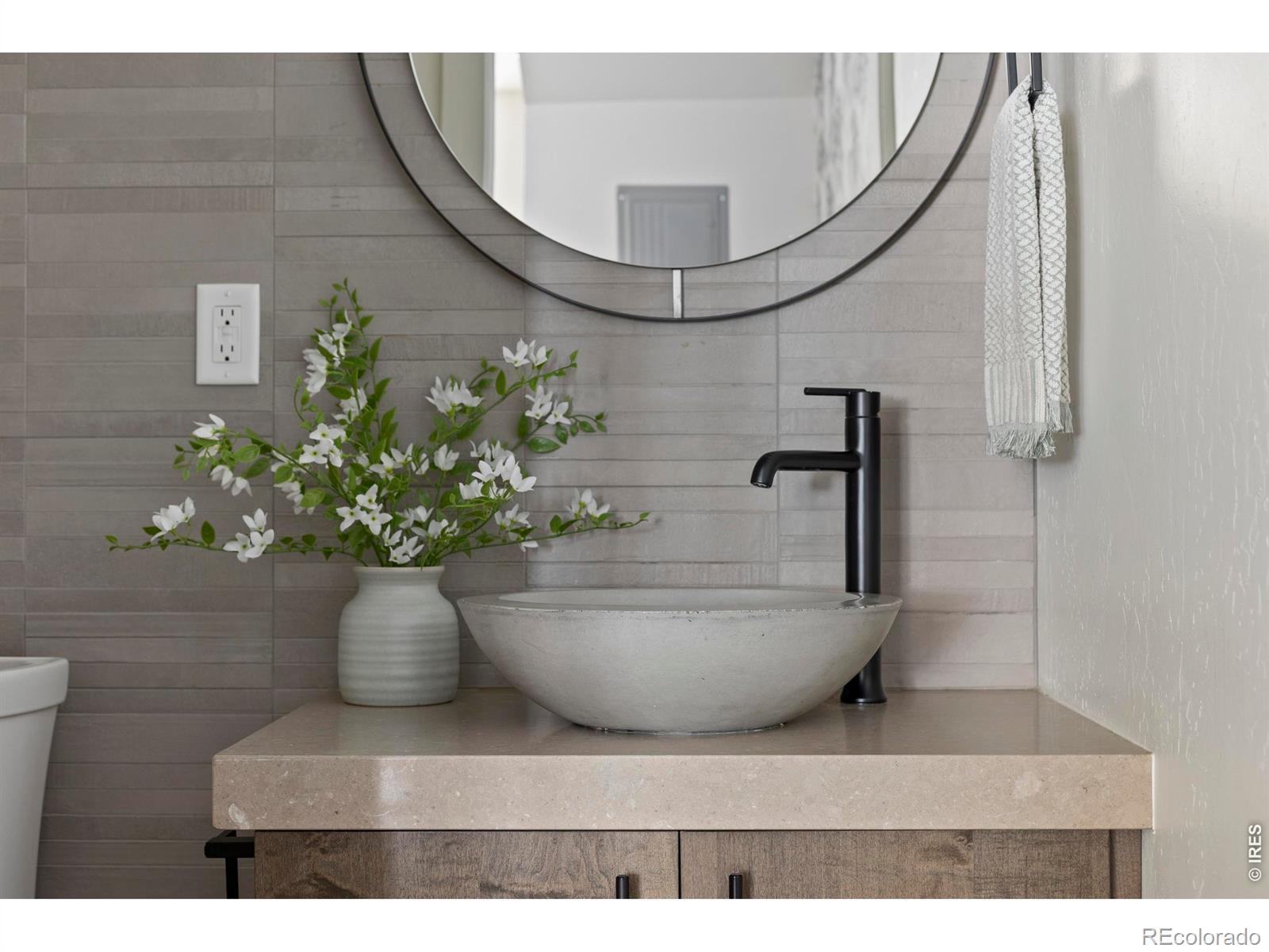 302 N Meldrum Street Unit: 103