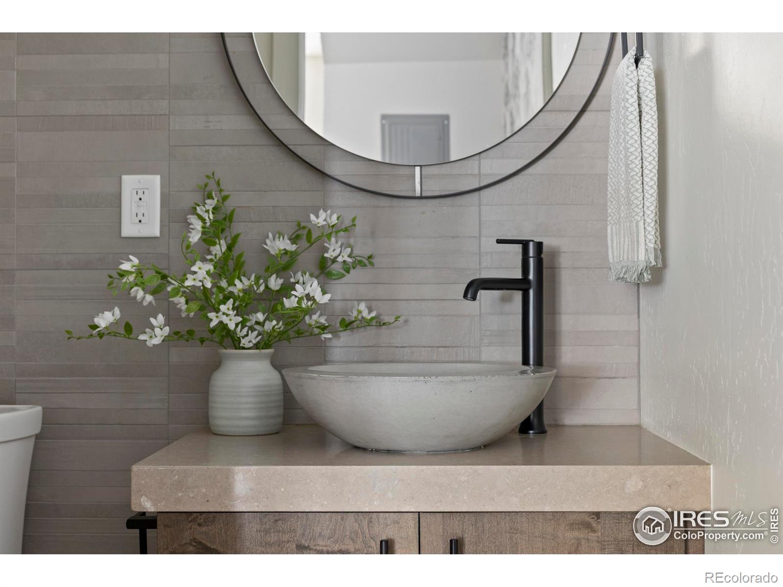 302 N Meldrum Street Unit: 103