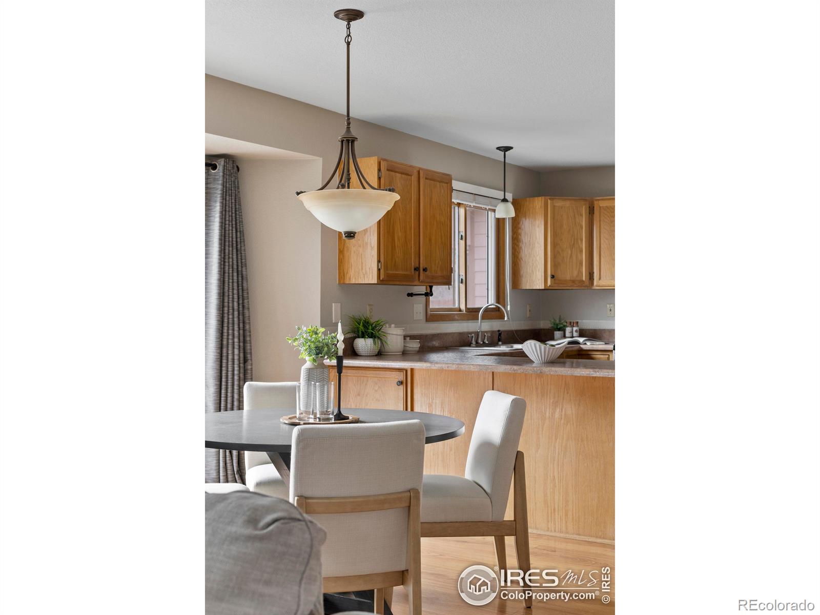 2384 Hampstead Drive