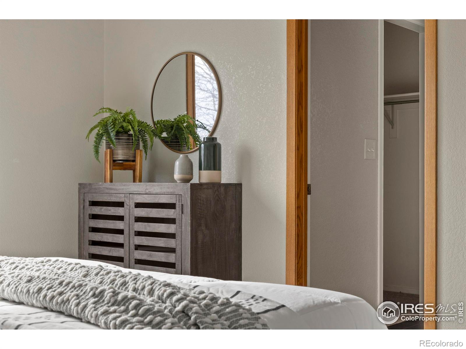 2384 Hampstead Drive