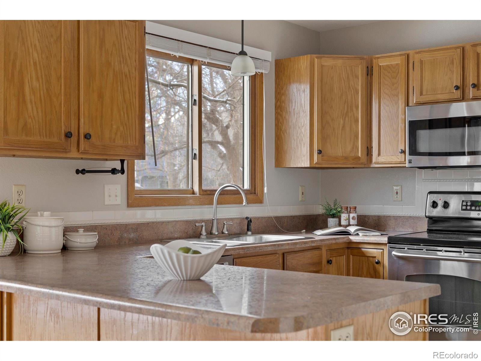 2384 Hampstead Drive