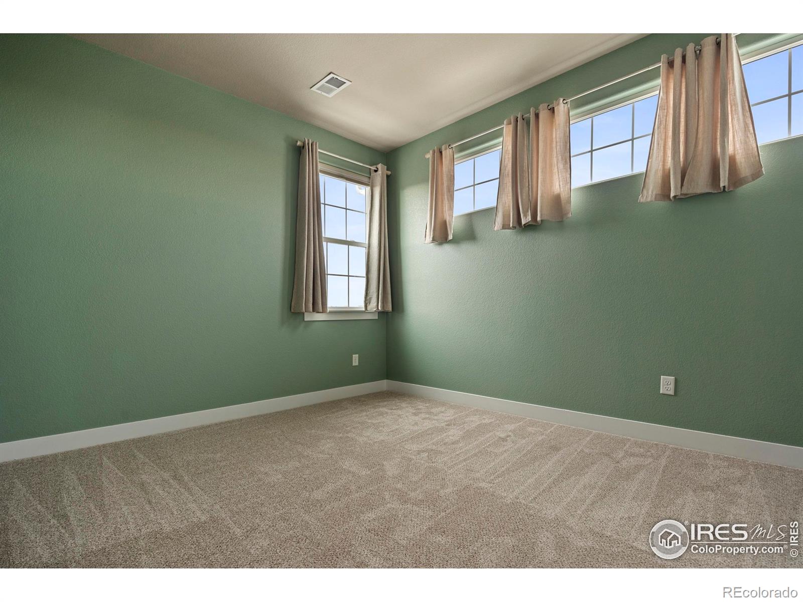 278 Mt Harvard Avenue