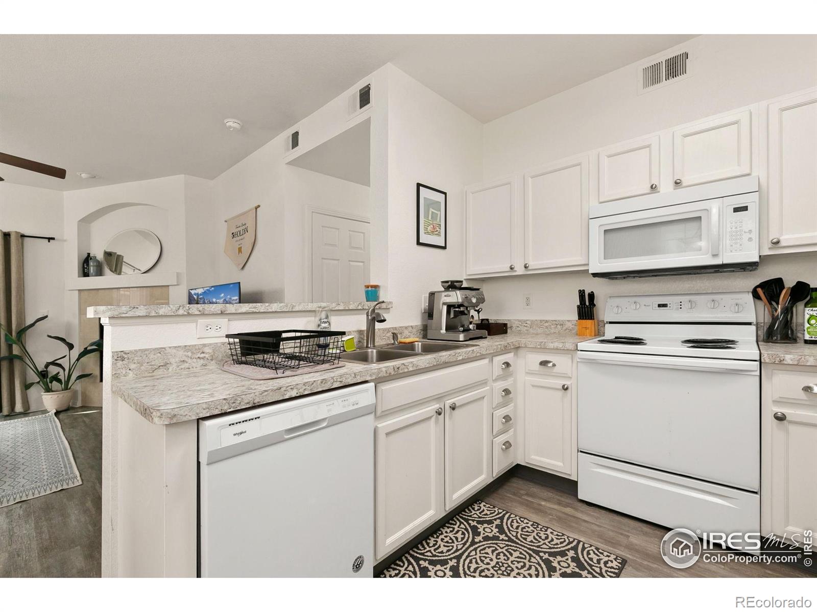 3002 W Elizabeth Street Unit: 1C