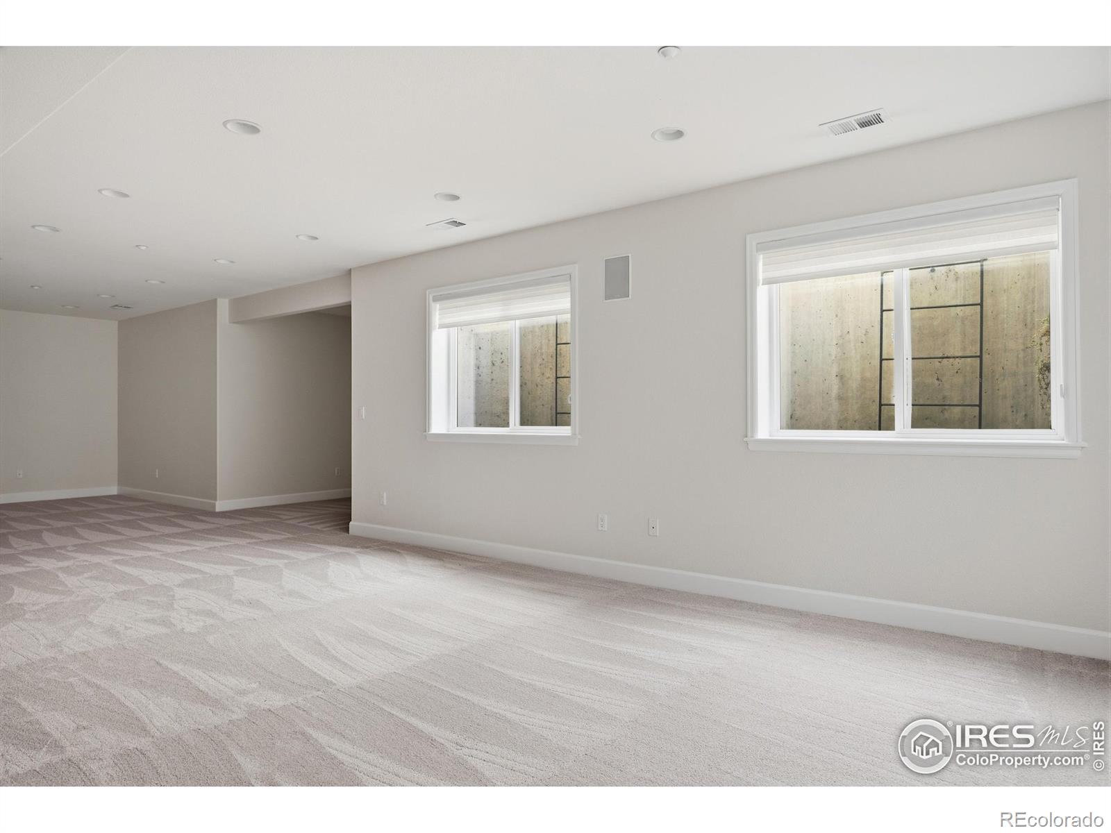 10443 Sunlight Drive